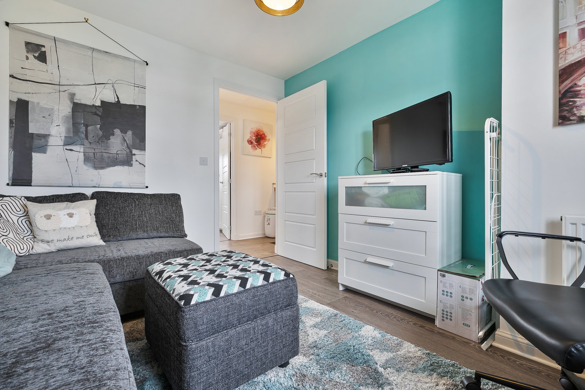 3 bed terraced house for sale in Riverway Place, Stirling  - Property Image 13