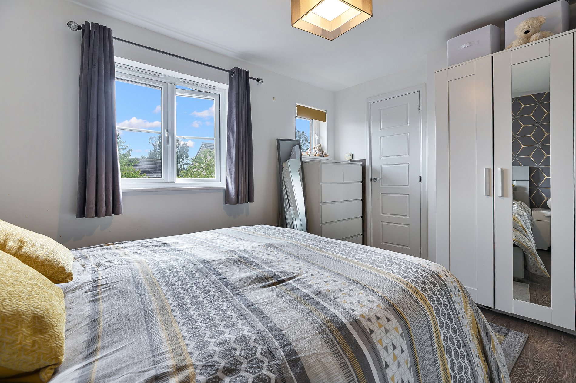 3 bed terraced house for sale in Riverway Place, Stirling  - Property Image 11