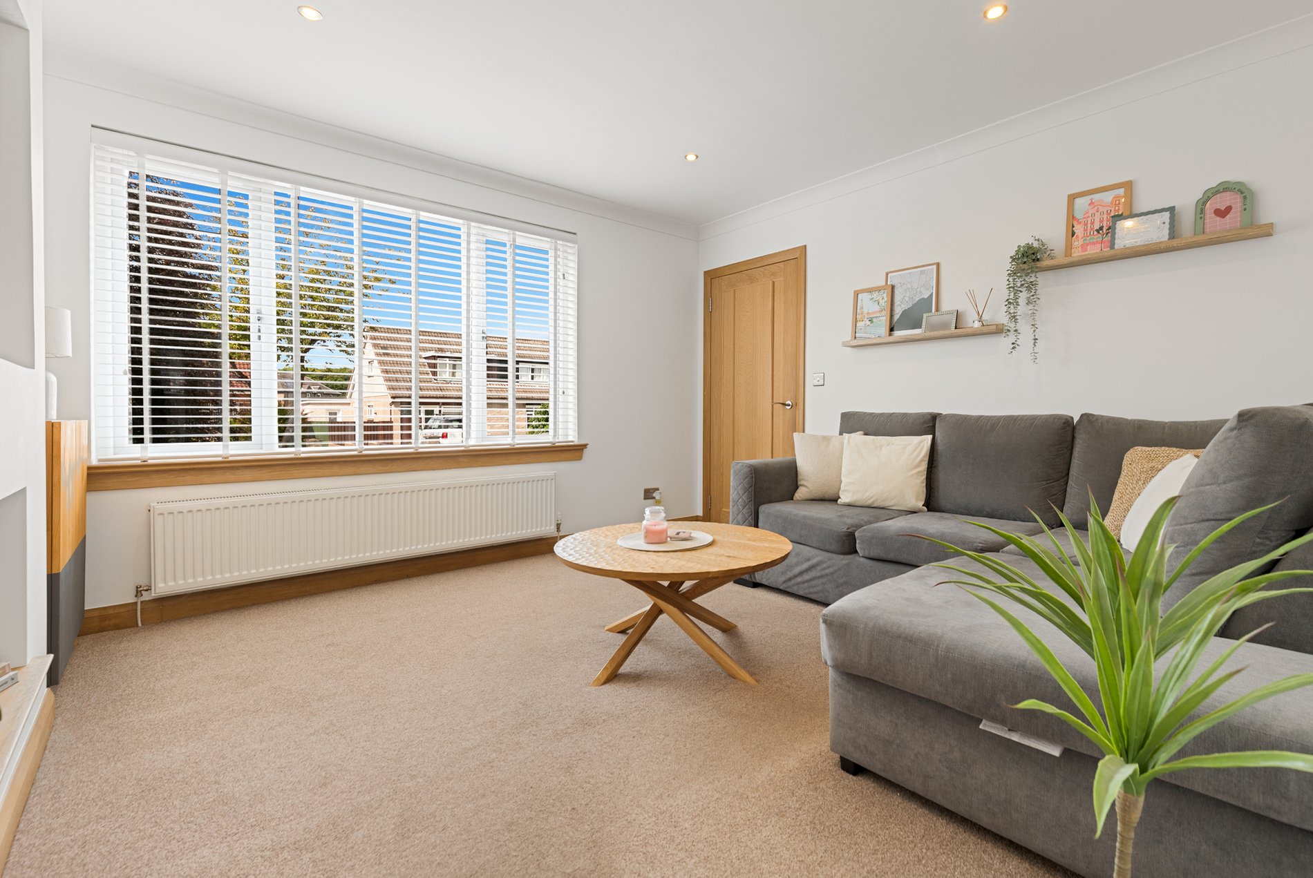 3 bed semi-detached house for sale in Westerlea Court, Stirling  - Property Image 5