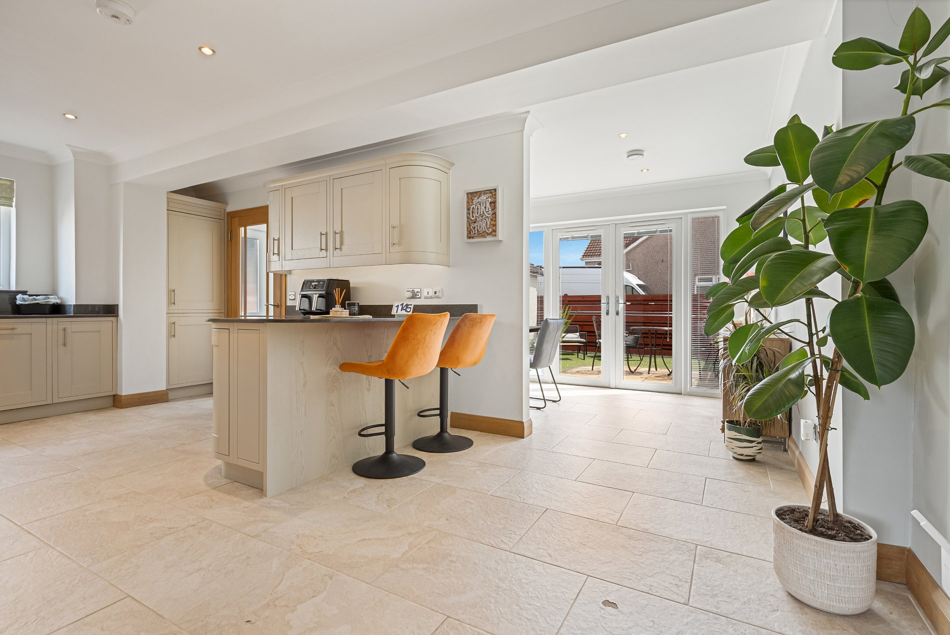 3 bed semi-detached house for sale in Westerlea Court, Stirling  - Property Image 6