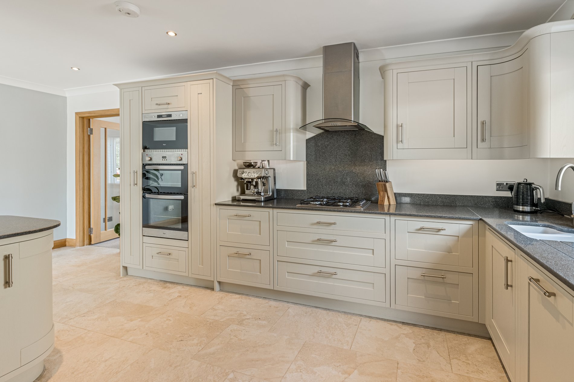 3 bed semi-detached house for sale in Westerlea Court, Stirling  - Property Image 10