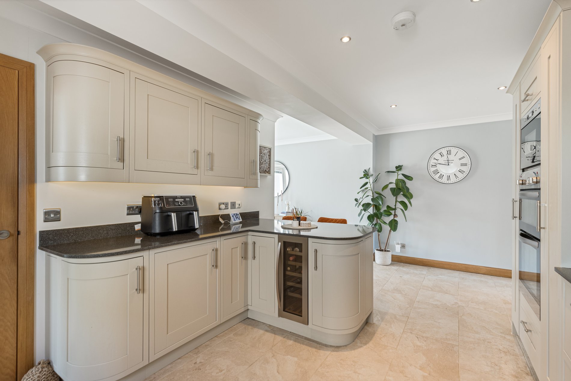 3 bed semi-detached house for sale in Westerlea Court, Stirling  - Property Image 9