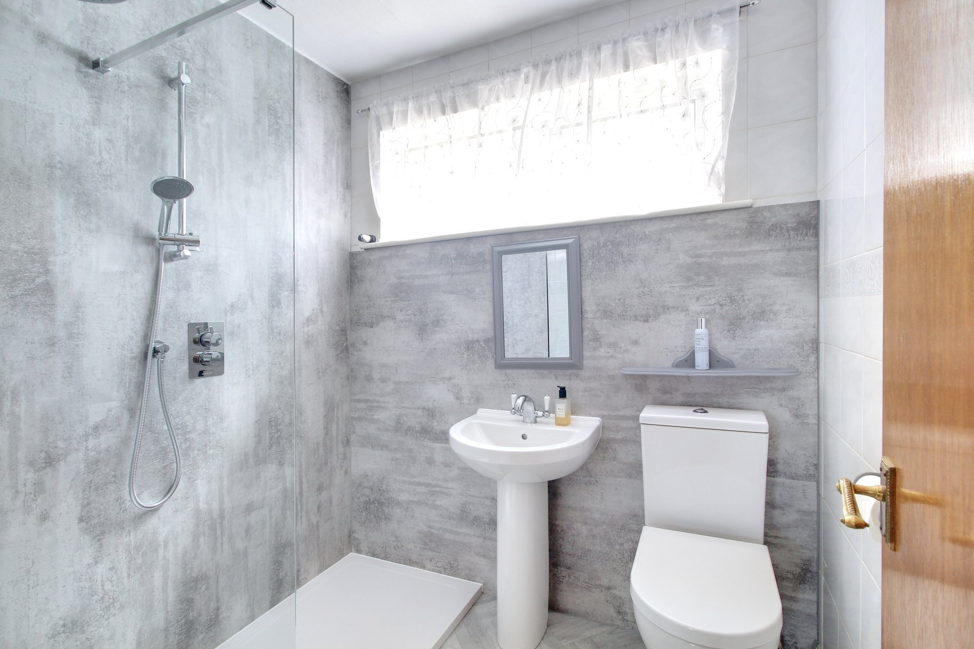 2 bed bungalow for sale in Scott Drive, Dunblane  - Property Image 9