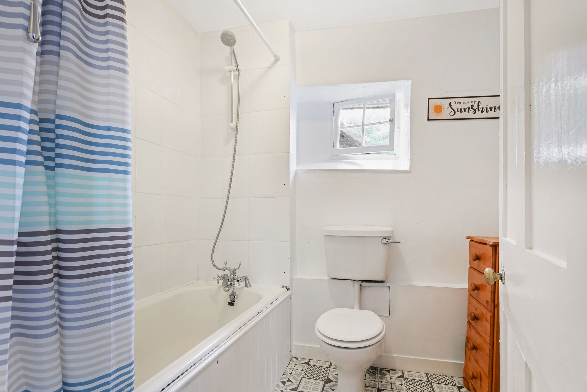 3 bed terraced cottage for sale in Main Street, Killin, FK21 19