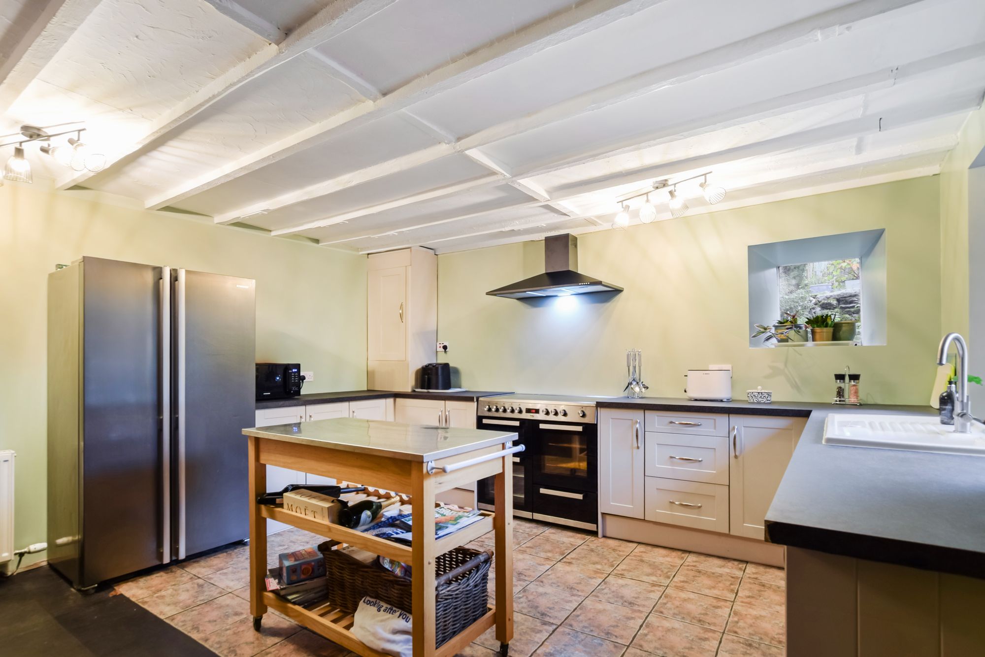 3 bed terraced cottage for sale in Main Street, Killin, FK21  - Property Image 4