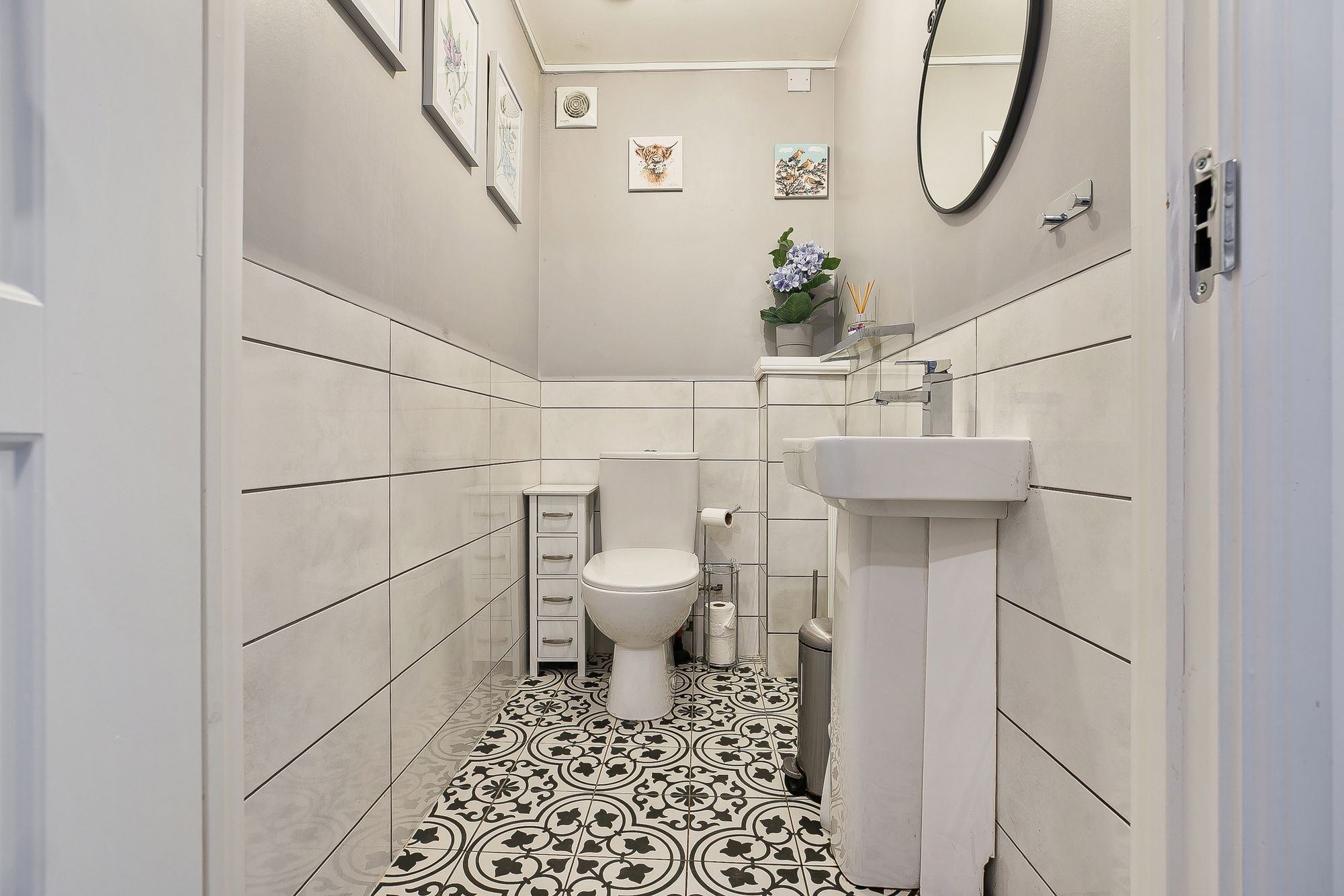 3 bed mid-terraced house for sale in Riverway Place, Stirling, FK8 7