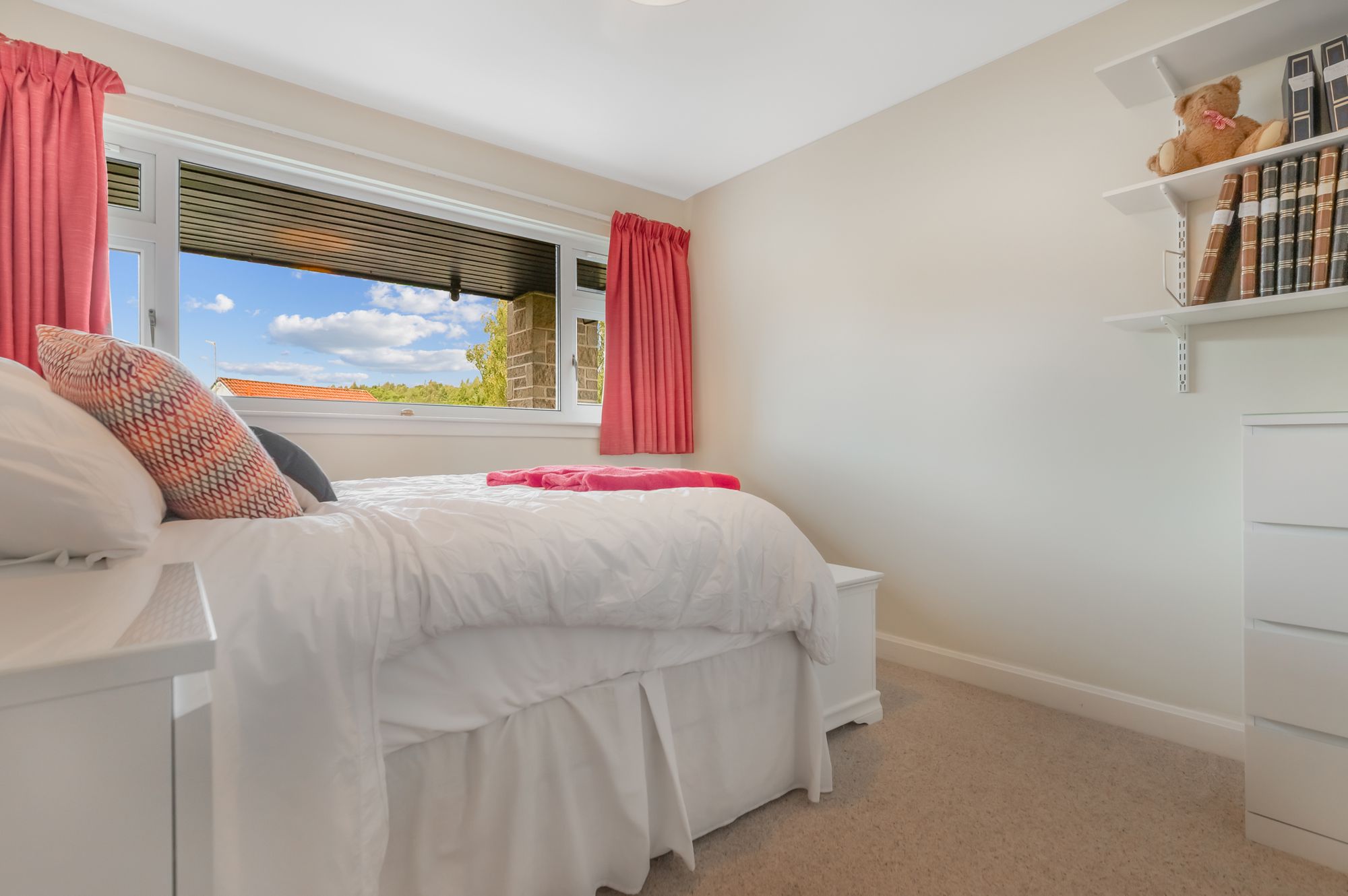 5 bed detached house for sale in Strathmore Avenue, Dunblane, FK15 15