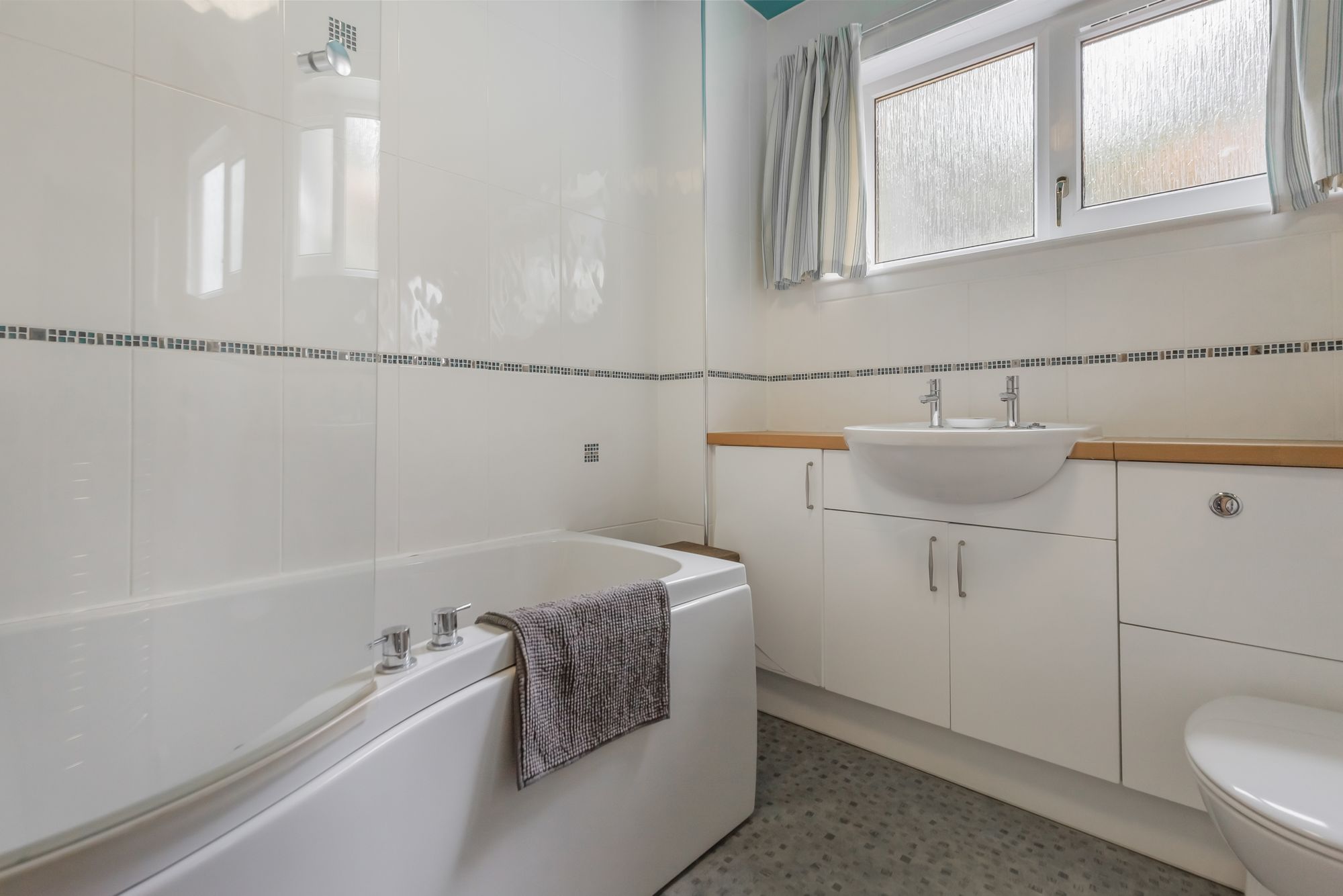 5 bed detached house for sale in Strathmore Avenue, Dunblane, FK15 14