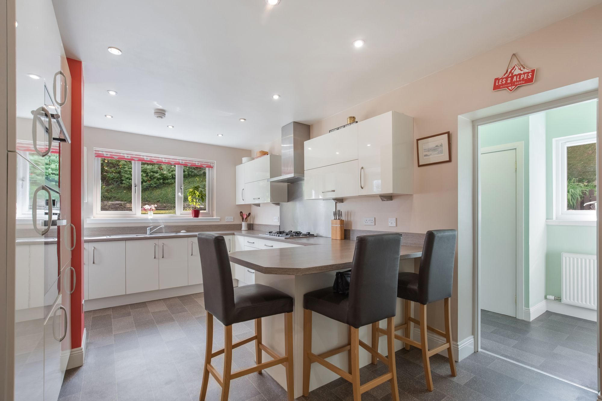 5 bed detached house for sale in Strathmore Avenue, Dunblane, FK15  - Property Image 3