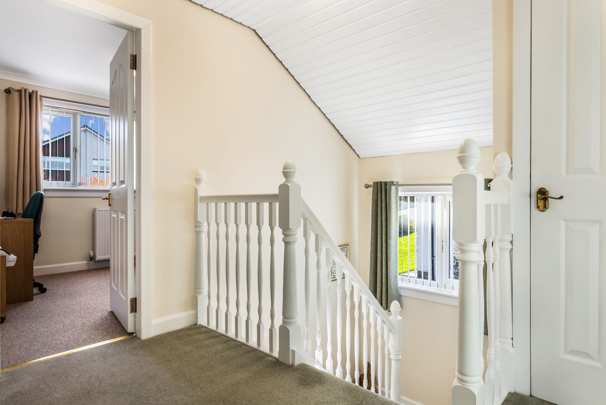 3 bed detached house for sale in Dykedale, Dunblane, FK15 27