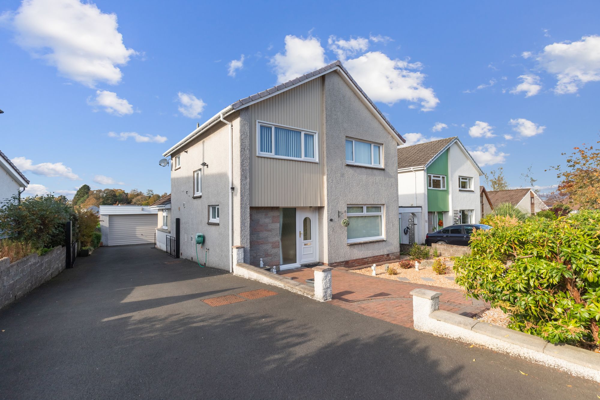 3 bed detached house for sale in Dykedale, Dunblane, FK15  - Property Image 1