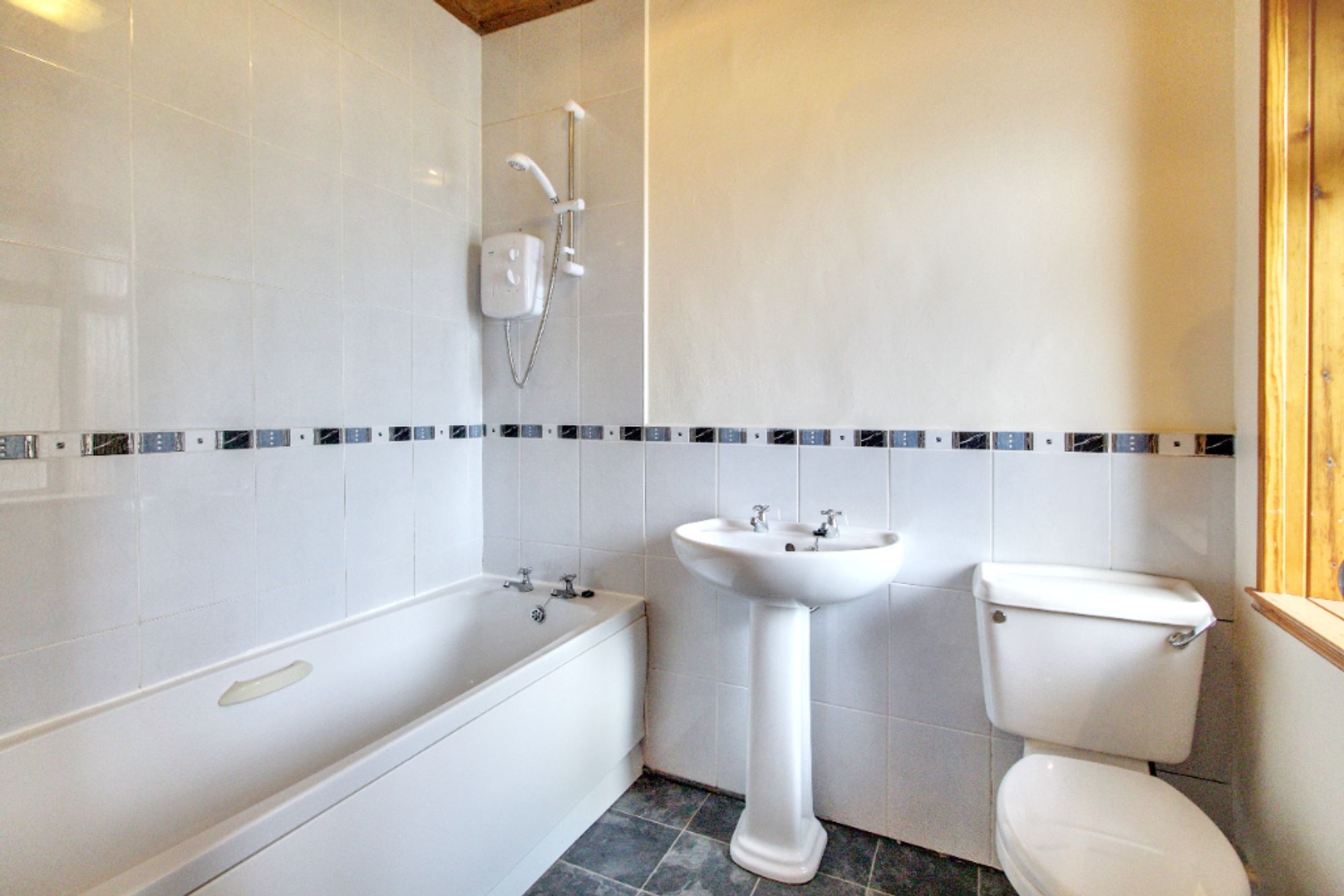 1 bed flat for sale in Clachan, Ashfield, FK15 7