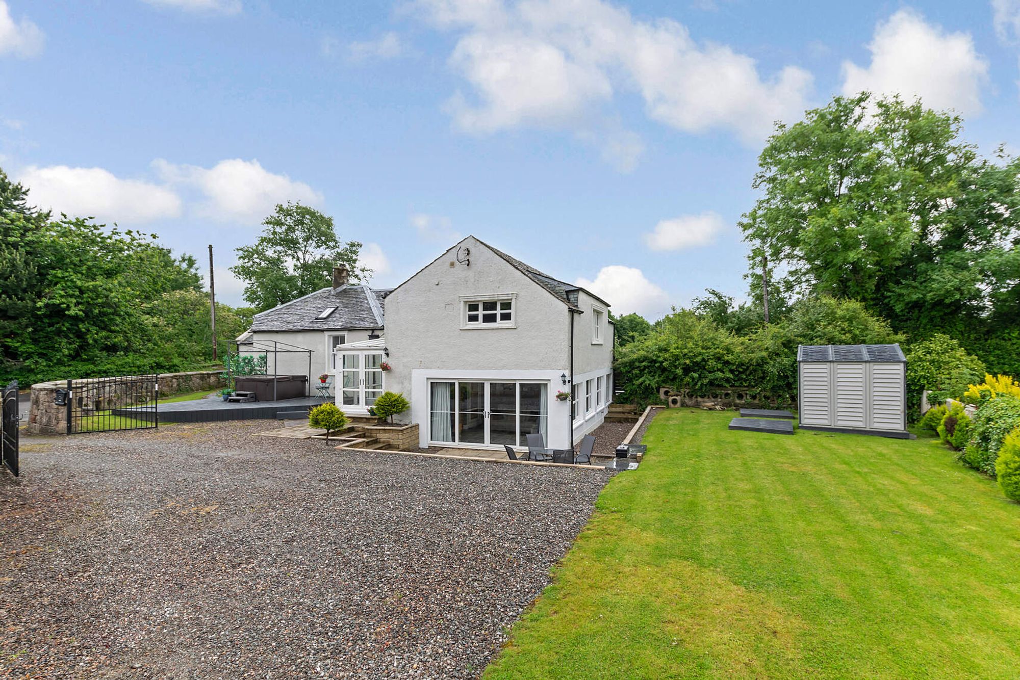 4 bed house for sale in Drip Bridge, Stirling  - Property Image 19