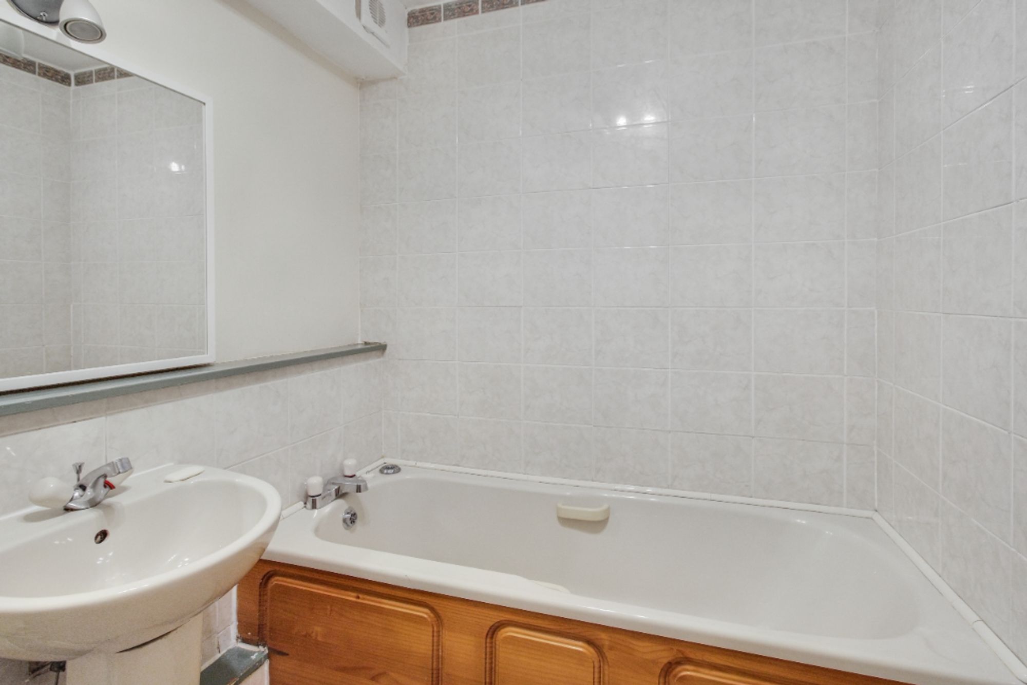 2 bed flat for sale in Springbank Gardens, Dunblane, FK15 9