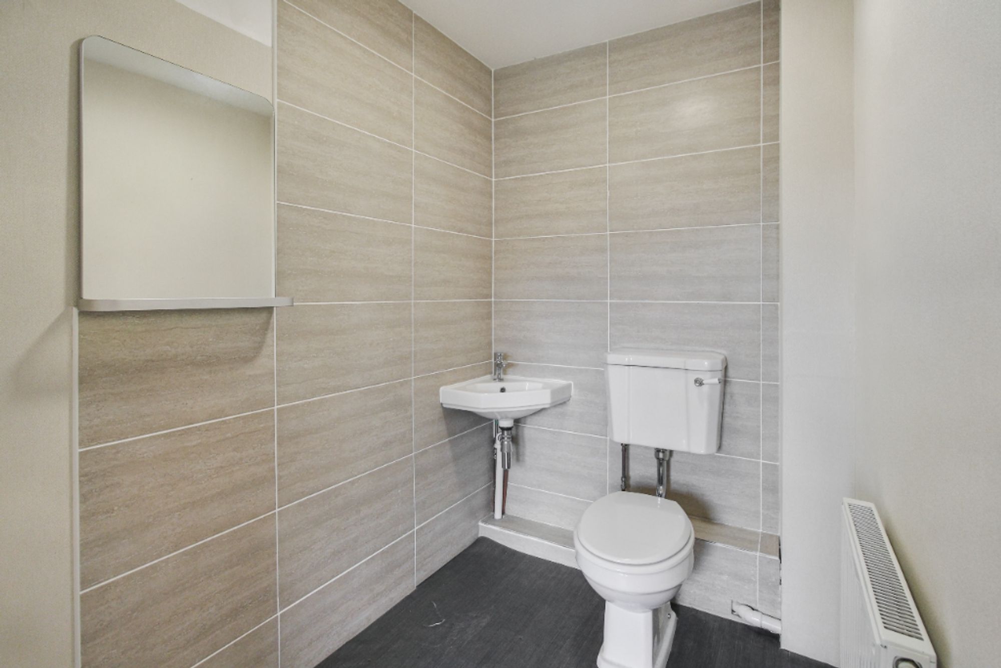 2 bed flat for sale in Springbank Gardens, Dunblane, FK15  - Property Image 8