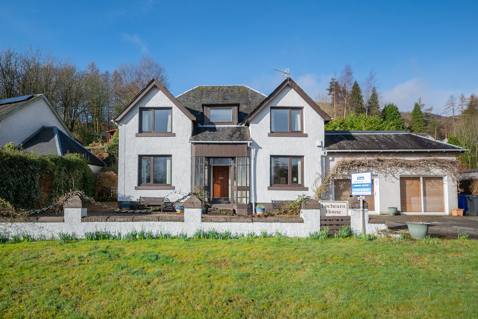 4 bed detached house for sale in Lochearnhead, Lochearnhead  - Property Image 1