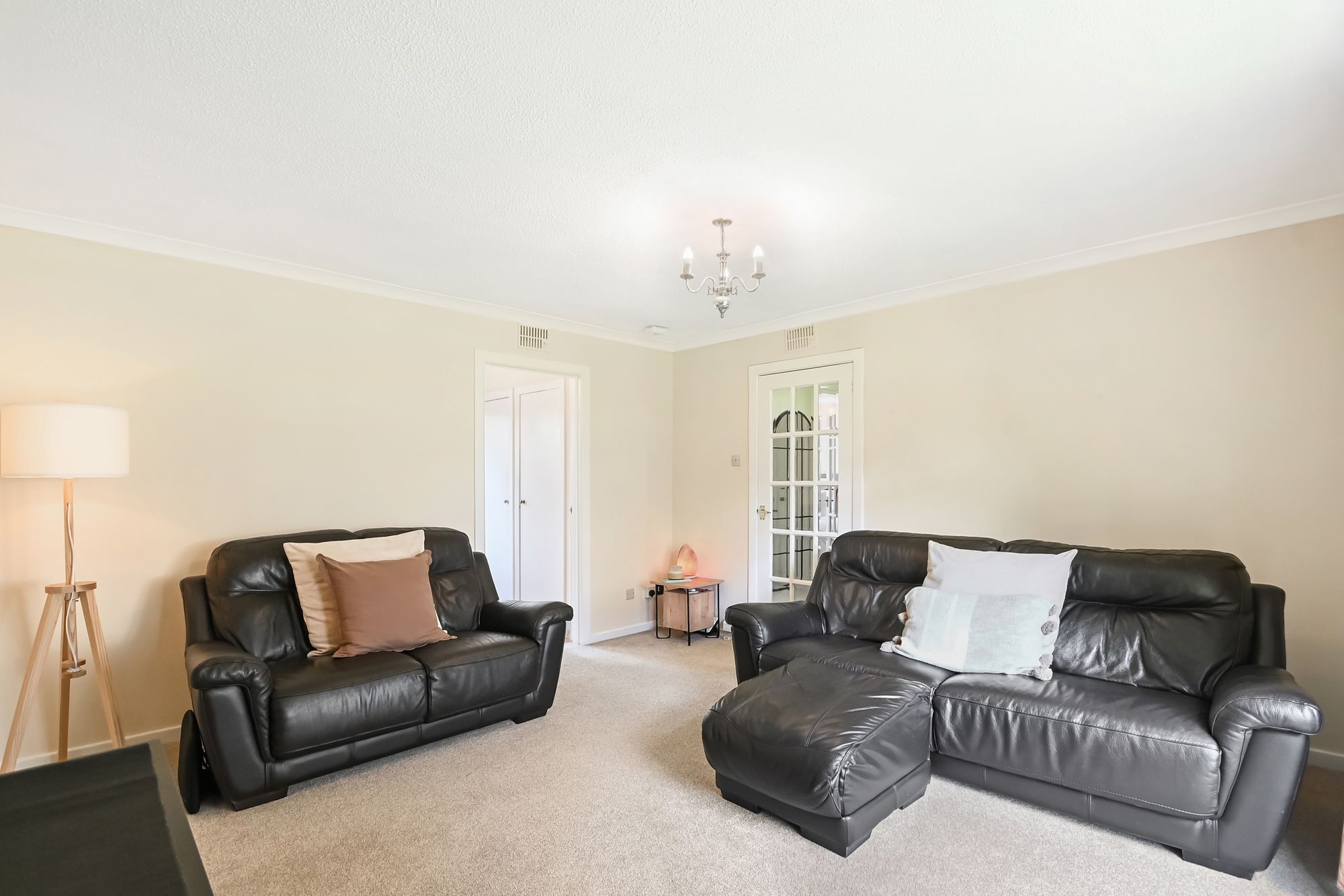 1 bed semi-detached house for sale in Buccleuch Court, Dunblane, FK15  - Property Image 6