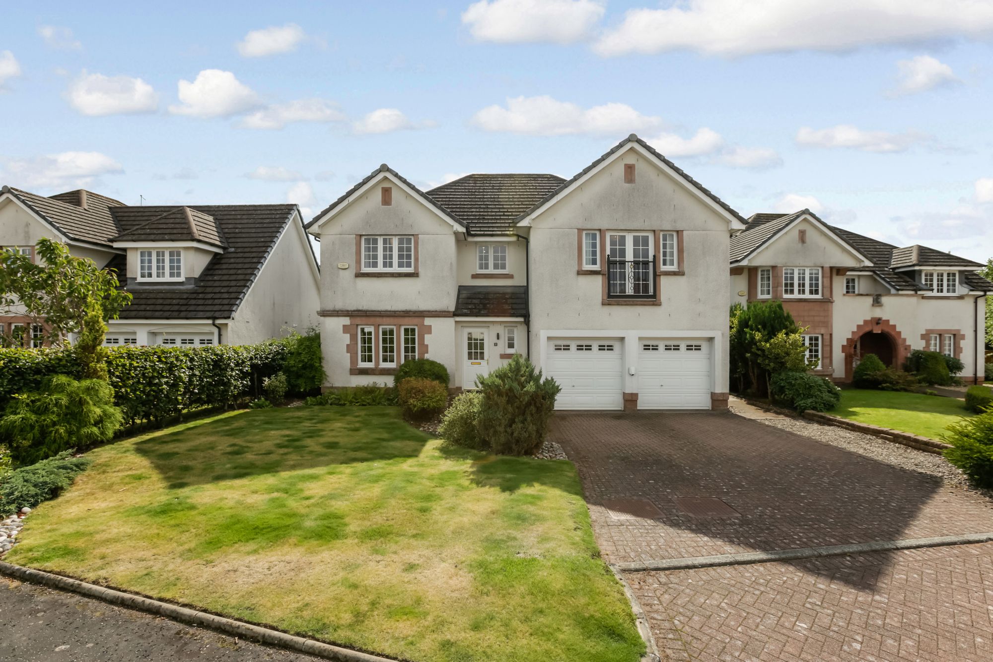 5 bed detached house for sale in Dougal Court, Dunblane, FK15  - Property Image 1