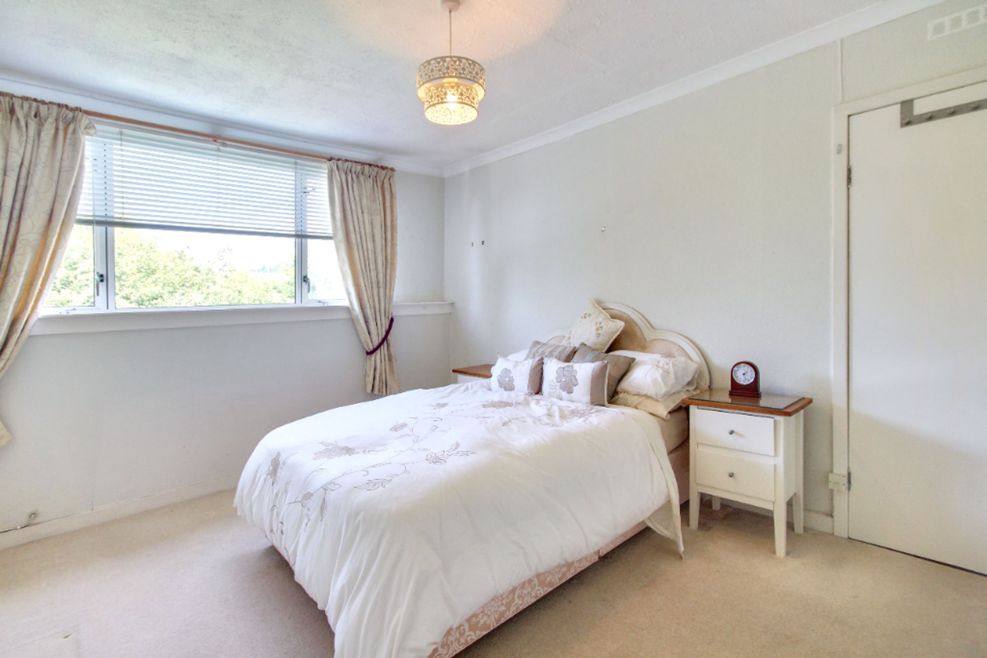 3 bed semi-detached house for sale in Hume Crescent, Stirling  - Property Image 8
