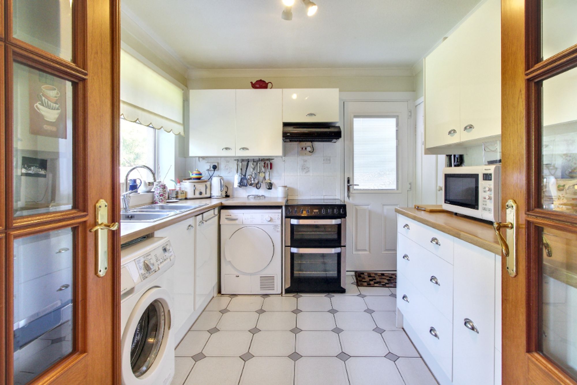 3 bed semi-detached house for sale in Hume Crescent, Stirling  - Property Image 7