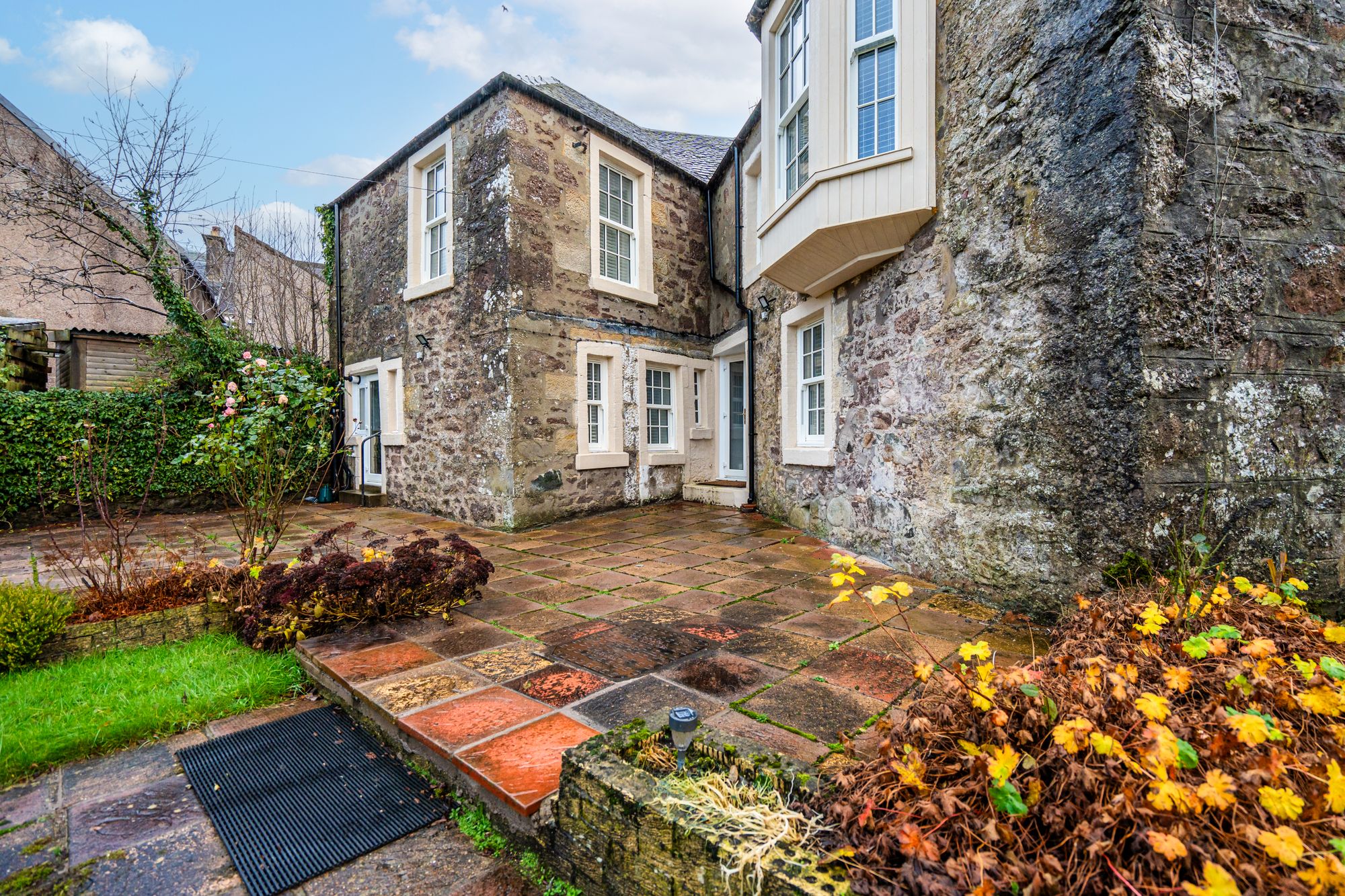 5 bed end of terrace house for sale in Bridge Street, Callander, FK17 17