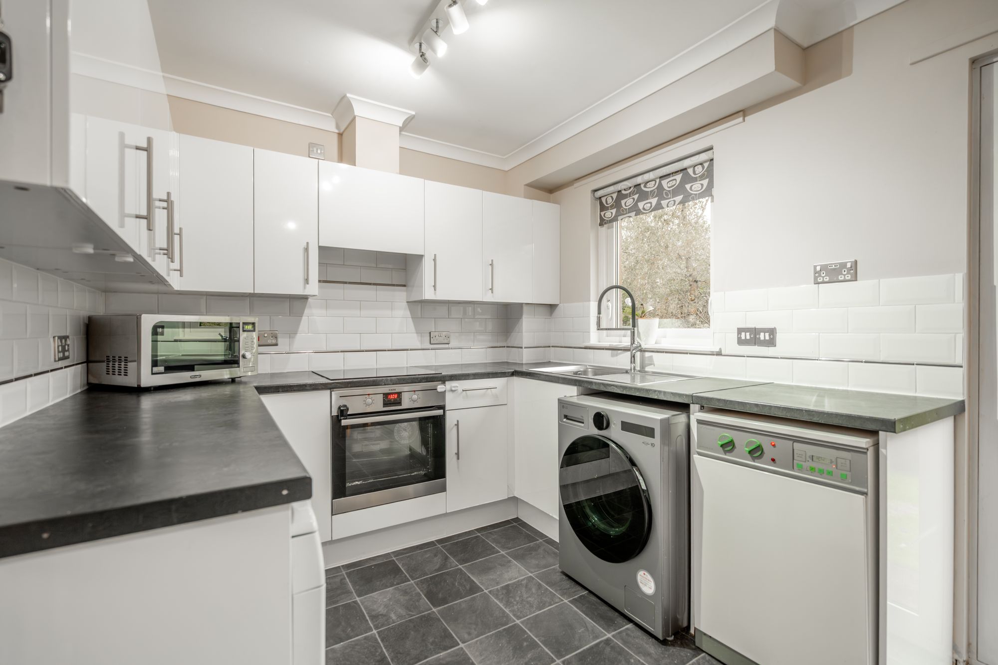 2 bed semi-detached house for sale in Millhill View, Greenloaning, FK15 4