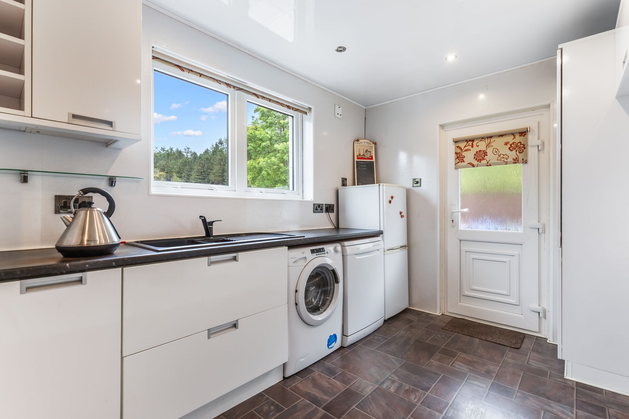 2 bed semi-detached house for sale in Gentle Croft, Braco, FK15  - Property Image 4