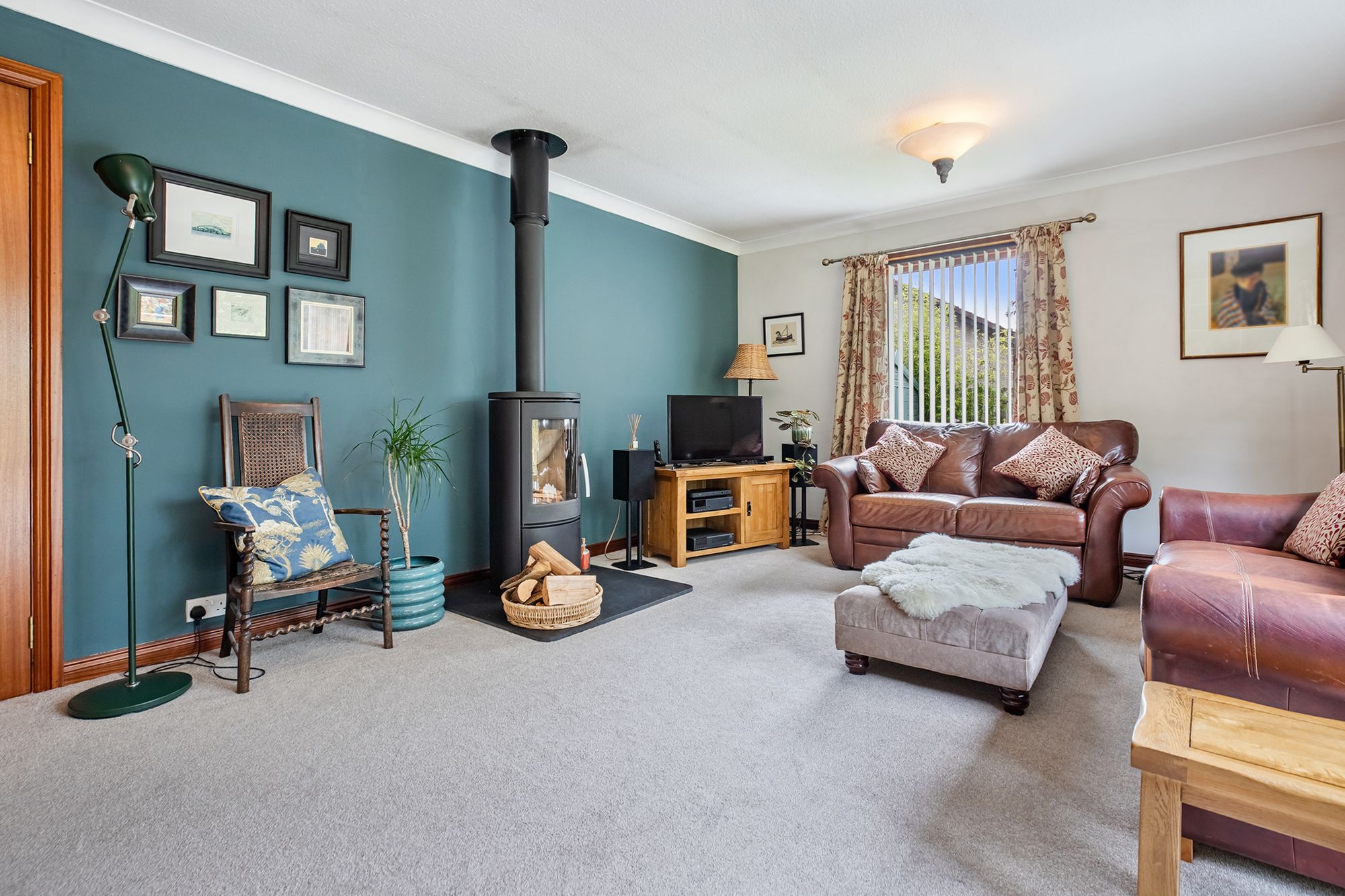 5 bed detached bungalow for sale in Commander's Grove, Dunblane  - Property Image 2