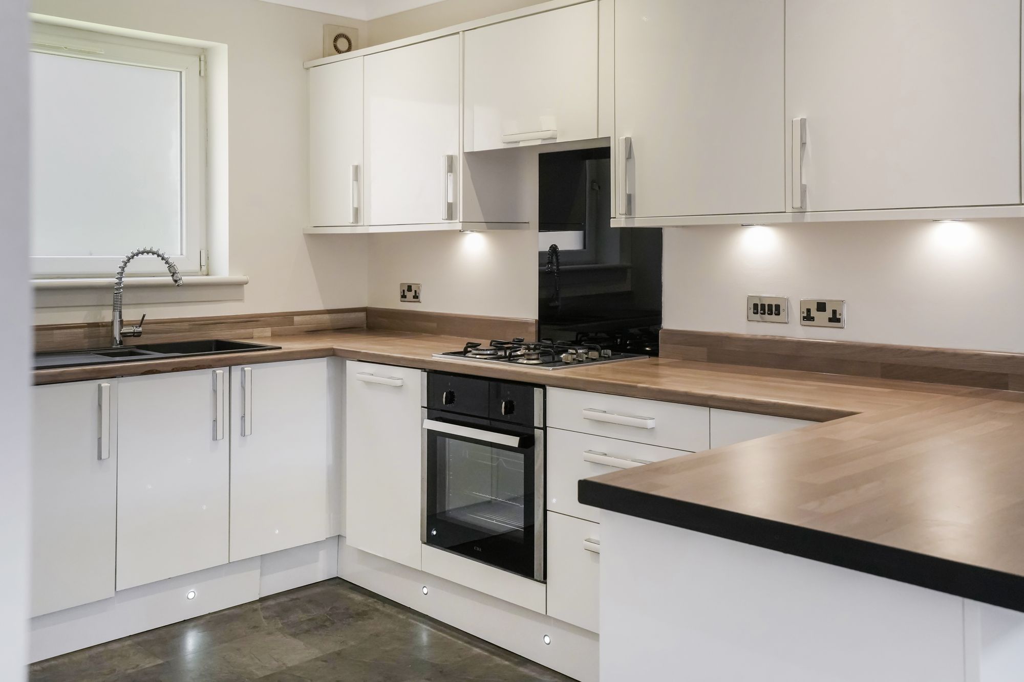 2 bed terraced town house for sale in Millrow, Dunblane, FK15 4