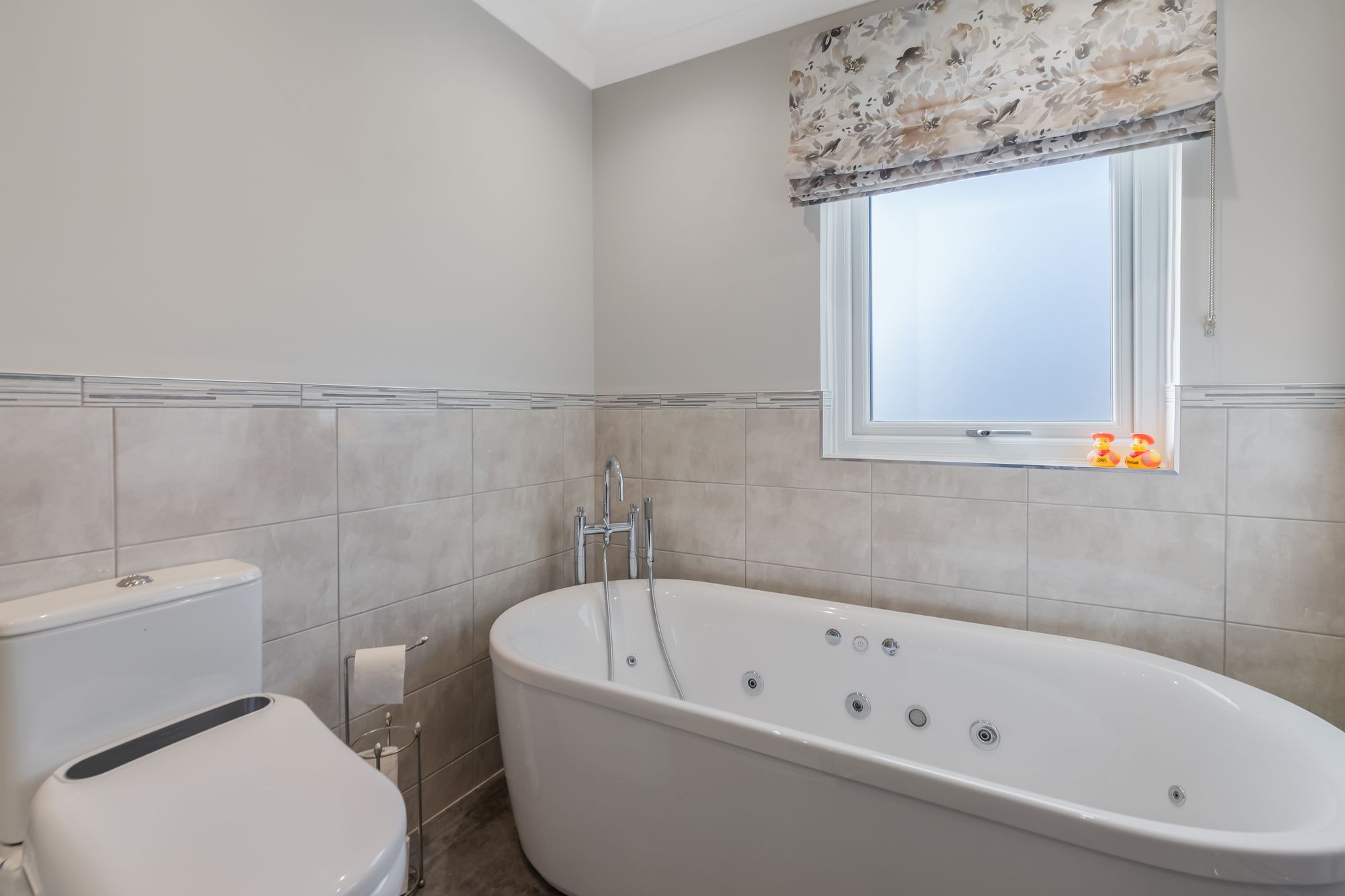 4 bed detached bungalow for sale in Allandale Crescent, Greenloaning, FK15 19