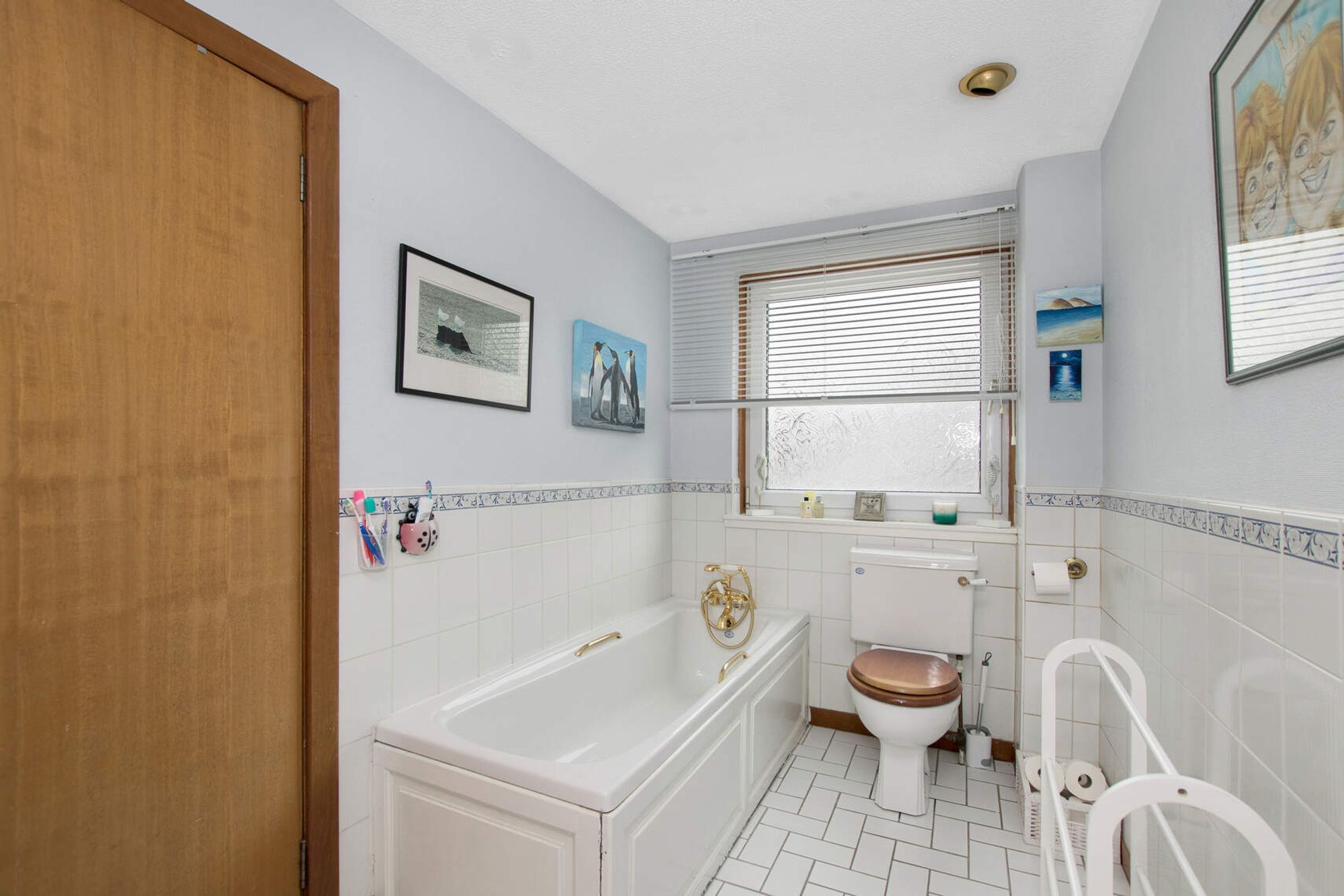 4 bed detached house for sale in Greenhaugh Way, Braco, FK15 18