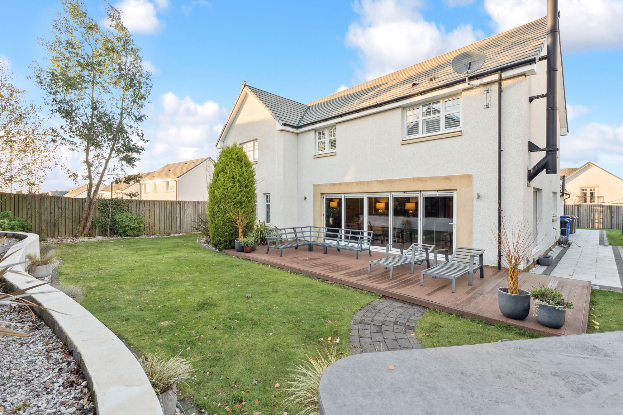 5 bed detached house for sale in Culdee Grove, Dunblane, FK15  - Property Image 3