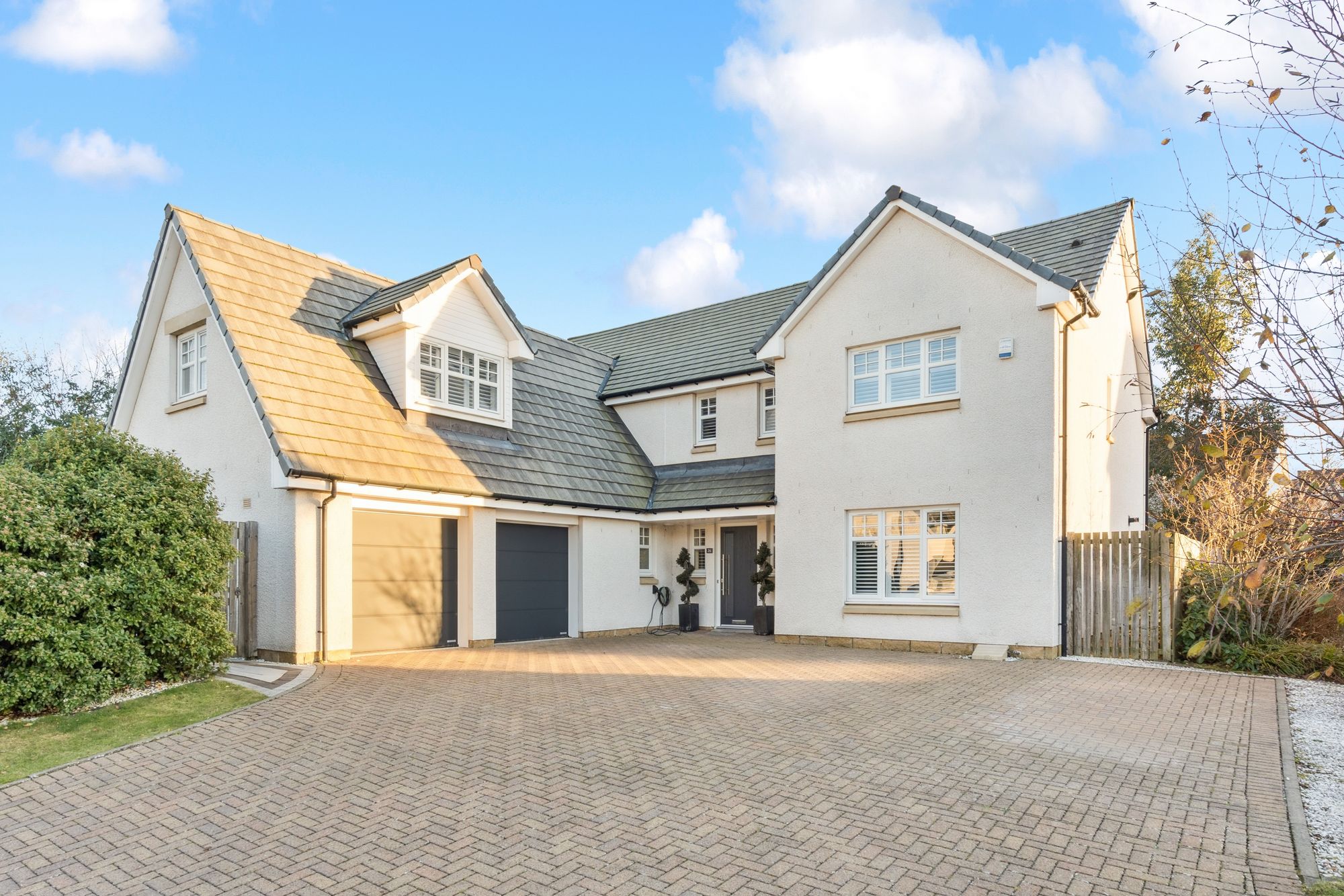 5 bed detached house for sale in Culdee Grove, Dunblane, FK15  - Property Image 1