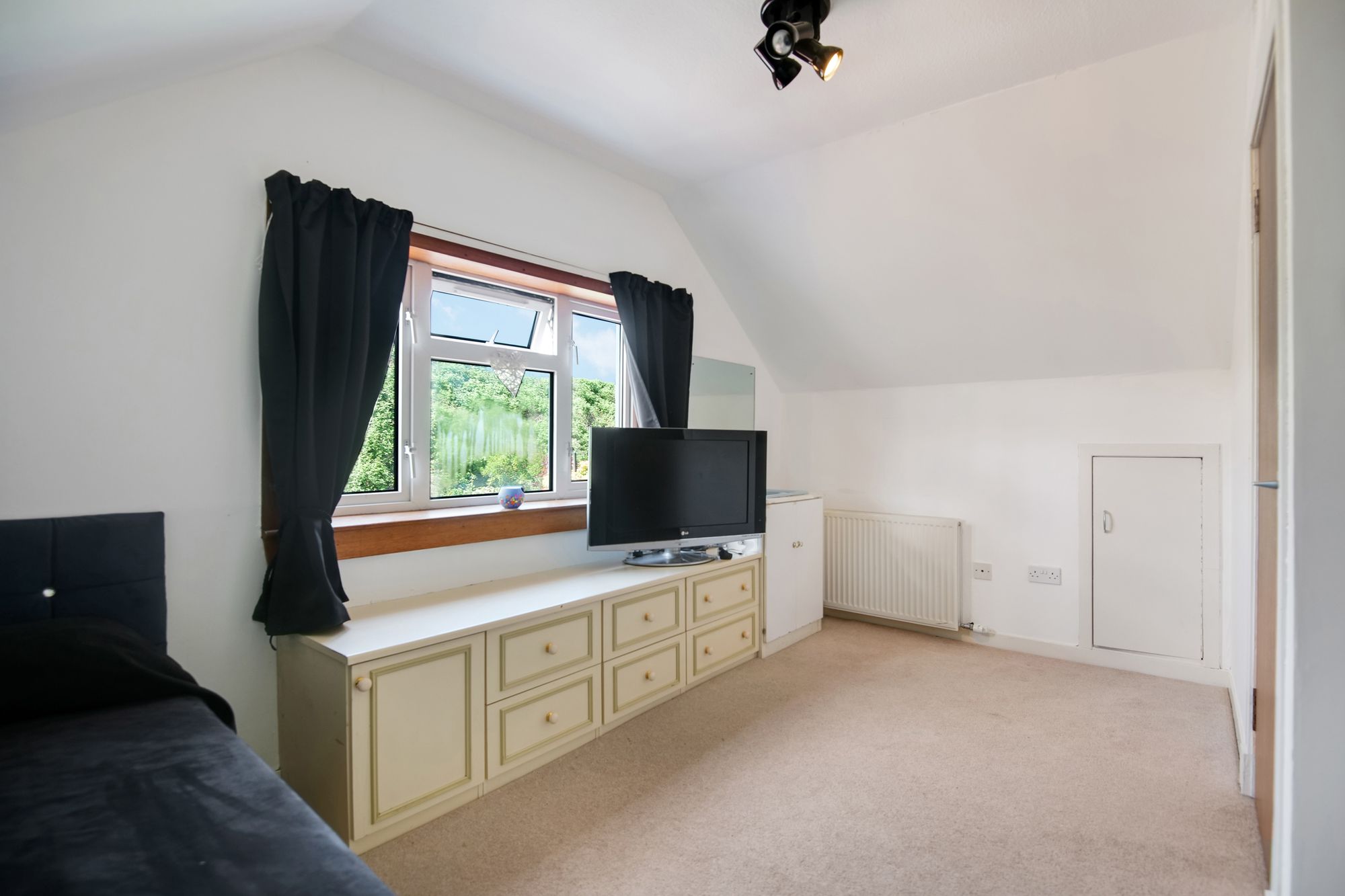 4 bed detached house for sale in Inverallan Drive, Stirling  - Property Image 16