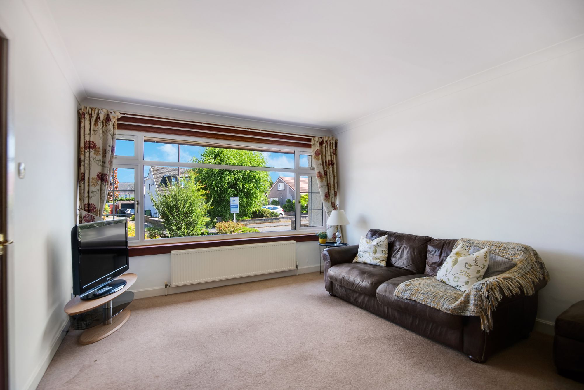 4 bed detached house for sale in Inverallan Drive, Stirling  - Property Image 4