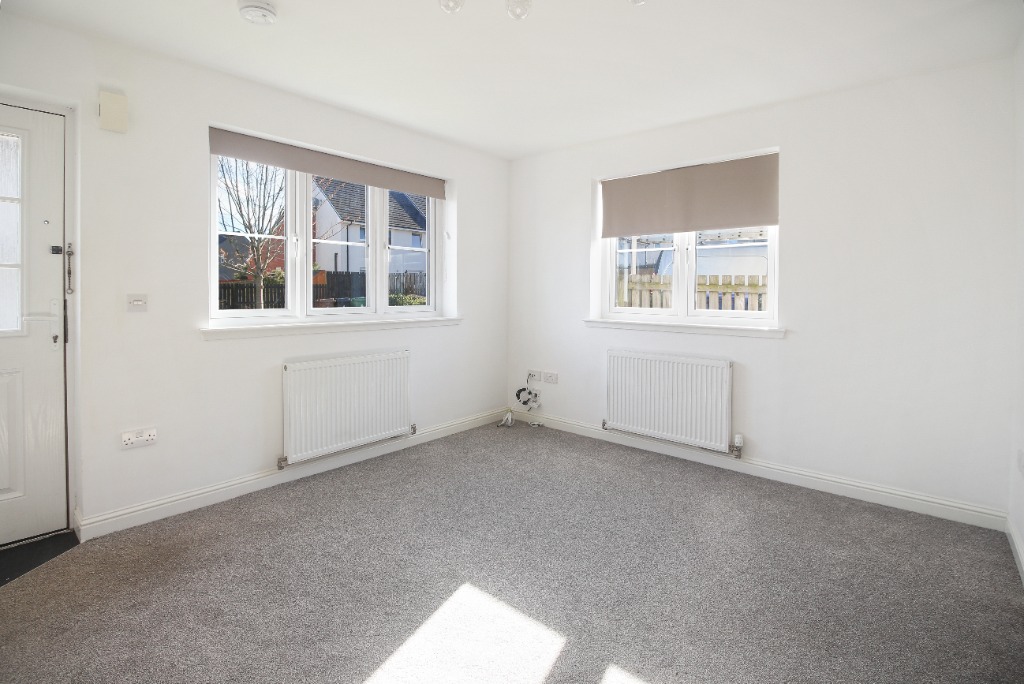 2 bed semi-detached house to rent in Erskine Street, St. Ninians, Stirling, FK7 0QN  - Property Image 2
