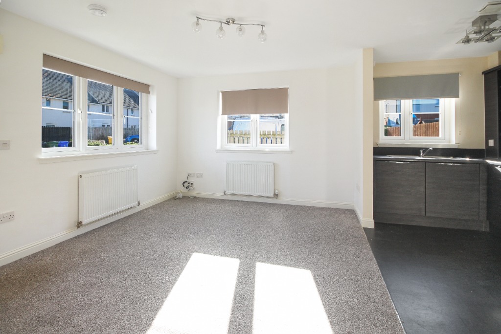 2 bed semi-detached house to rent in Erskine Street, St. Ninians, Stirling, FK7 0QN  - Property Image 3