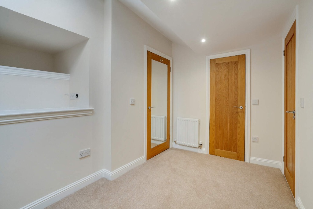 2 bed flat to rent in Henderson Street, Stirling  - Property Image 15