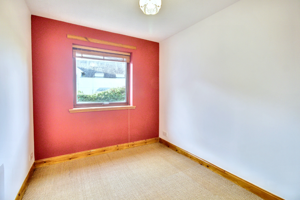 2 bed flat to rent in St. Mary's Court, Dunblane  - Property Image 8