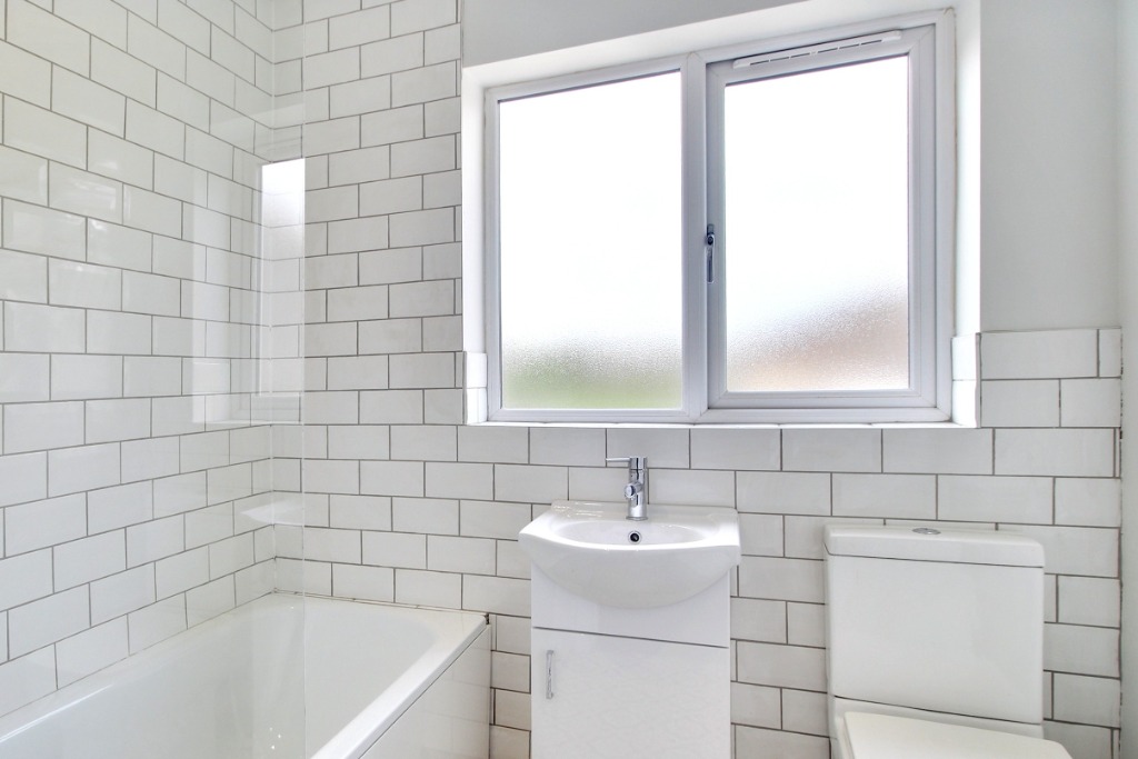 2 bed end of terrace house to rent in Juniper Court, East Dunbartonshire  - Property Image 11