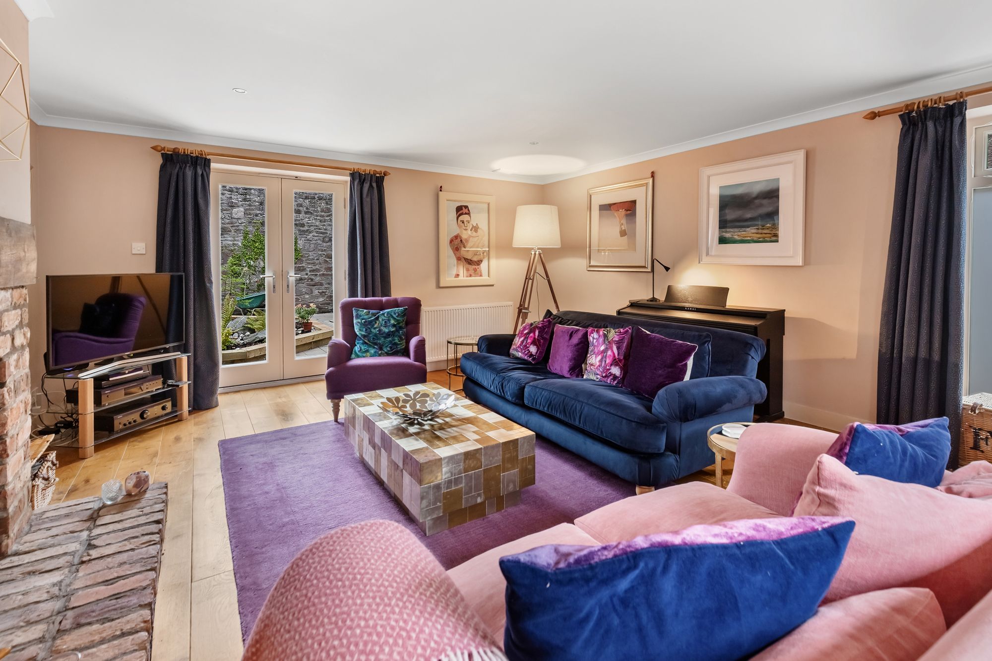 6 bed barn conversion for sale in Glassingall, Cairnston Steading, FK15 6