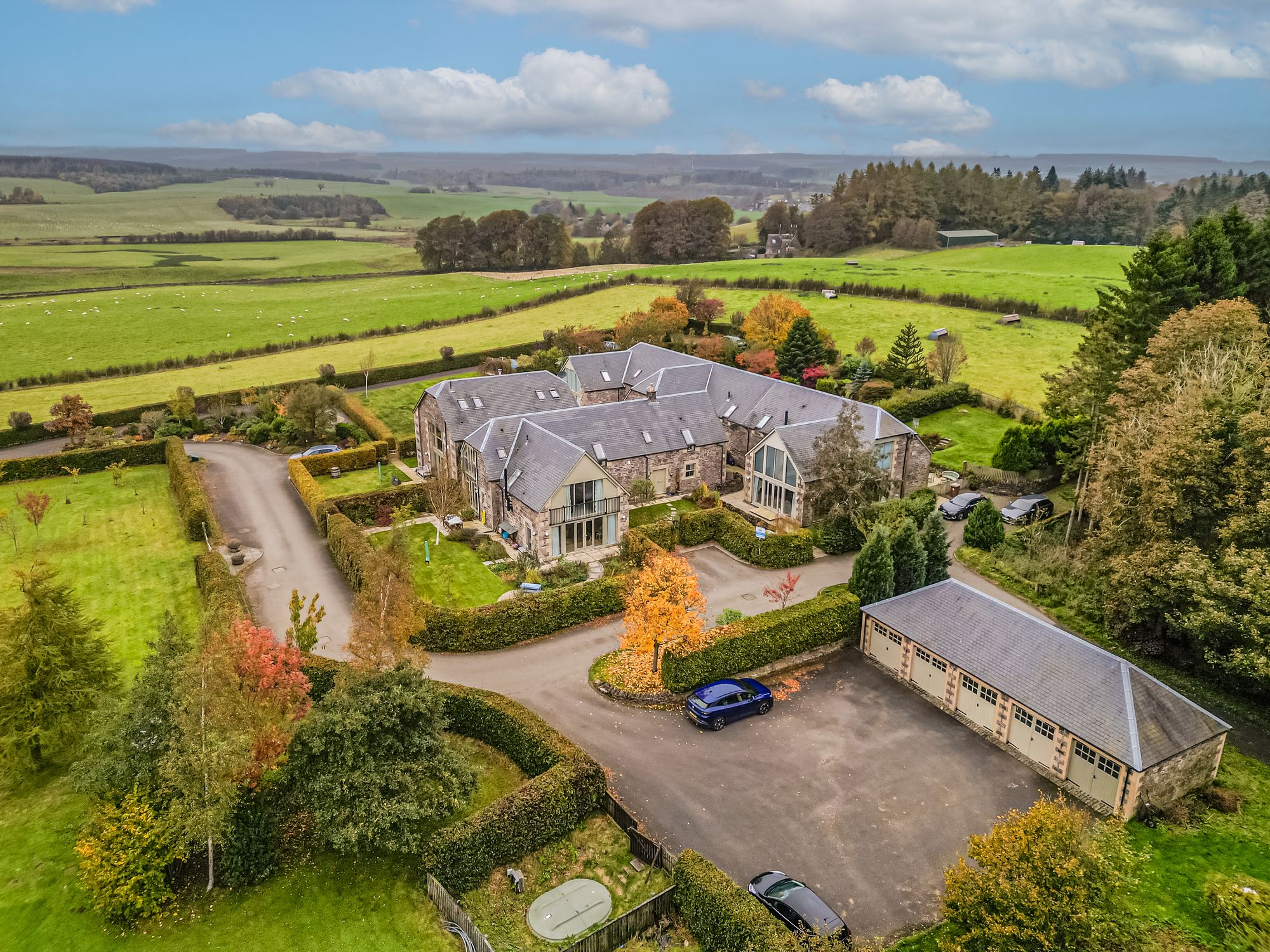 6 bed barn conversion for sale in Glassingall, Cairnston Steading, FK15 47