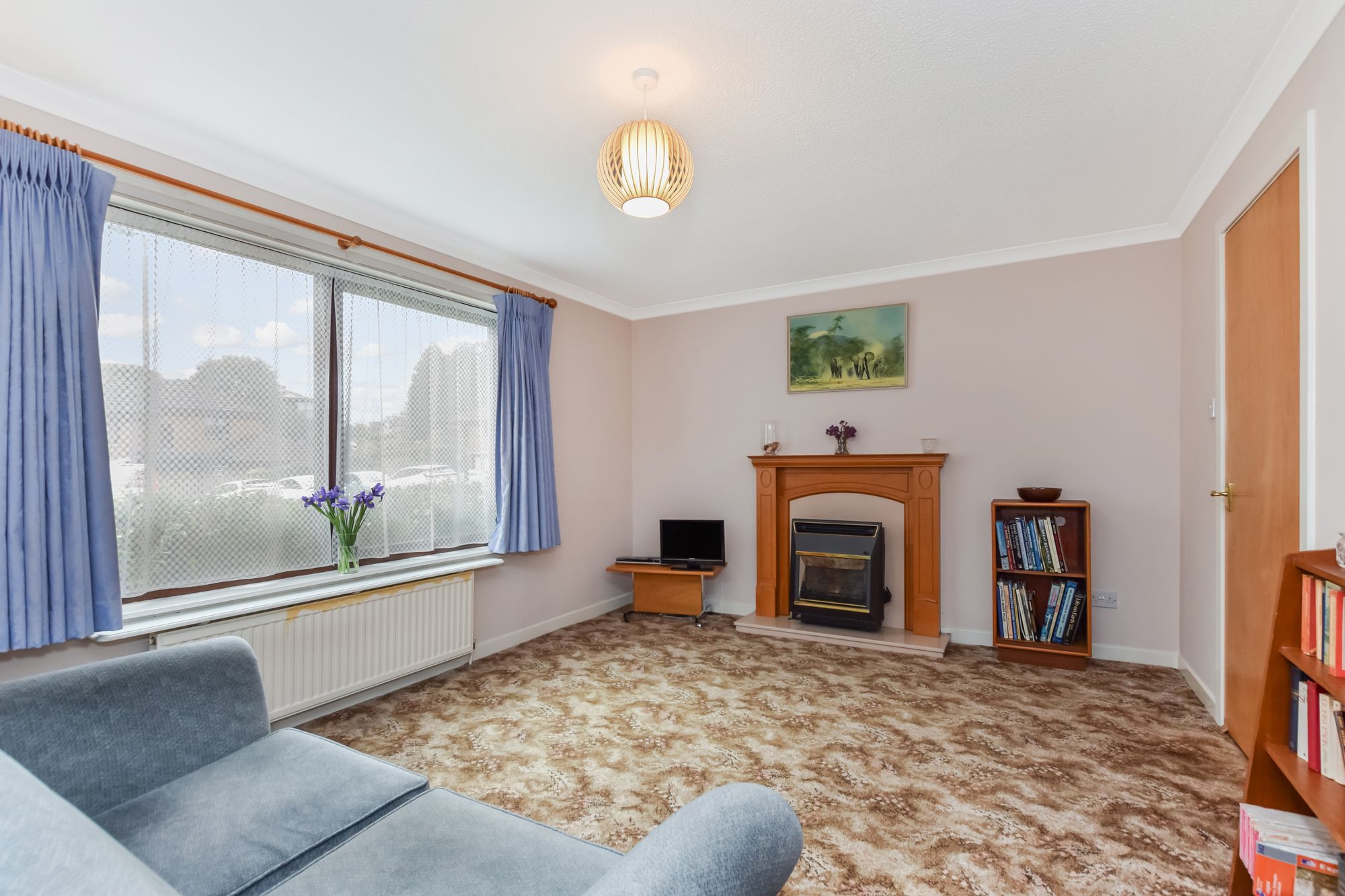 3 bed detached house for sale in Springbank Gardens, Dunblane, FK15  - Property Image 4