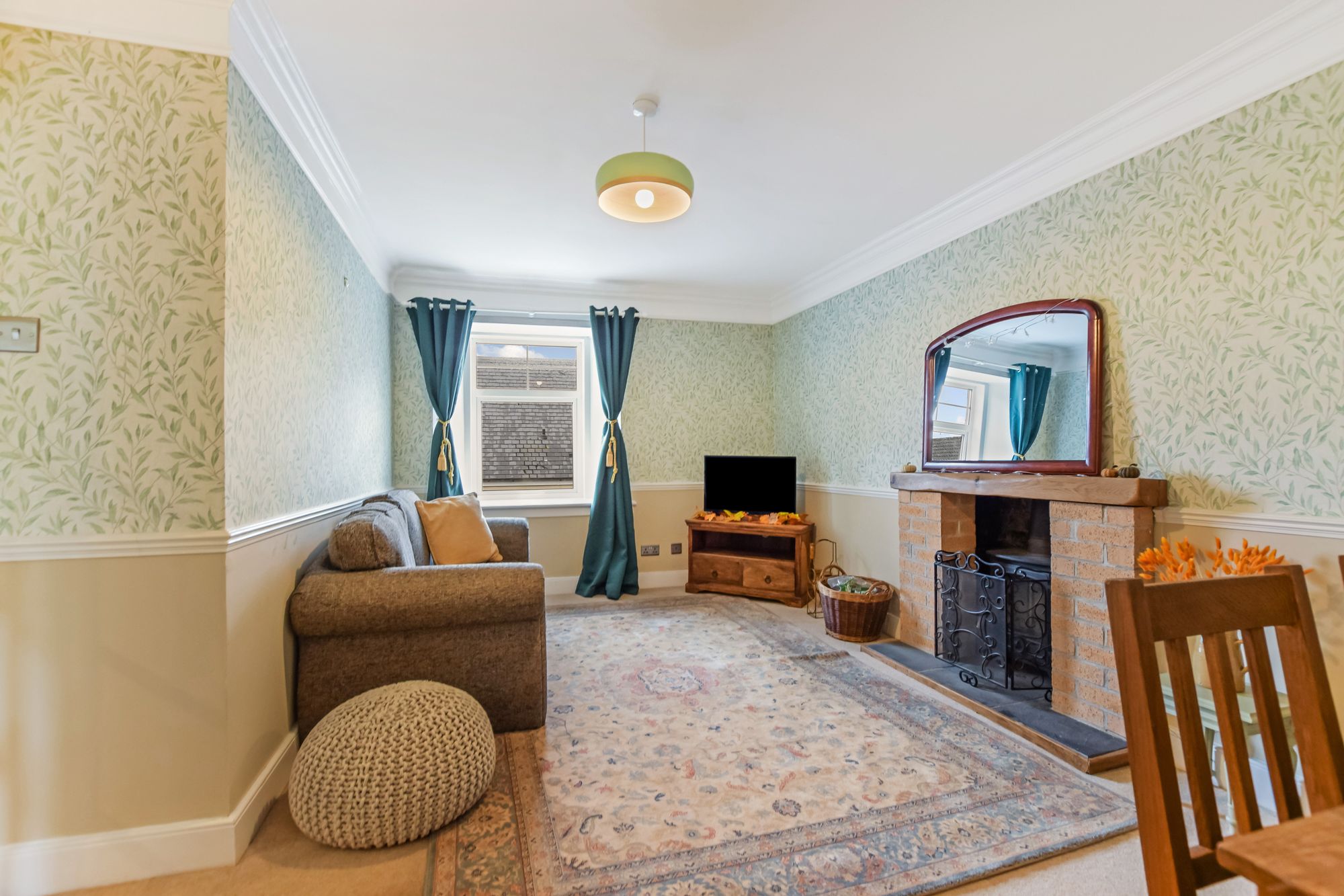 2 bed flat for sale in Stirling Street, Blackford, PH4 9