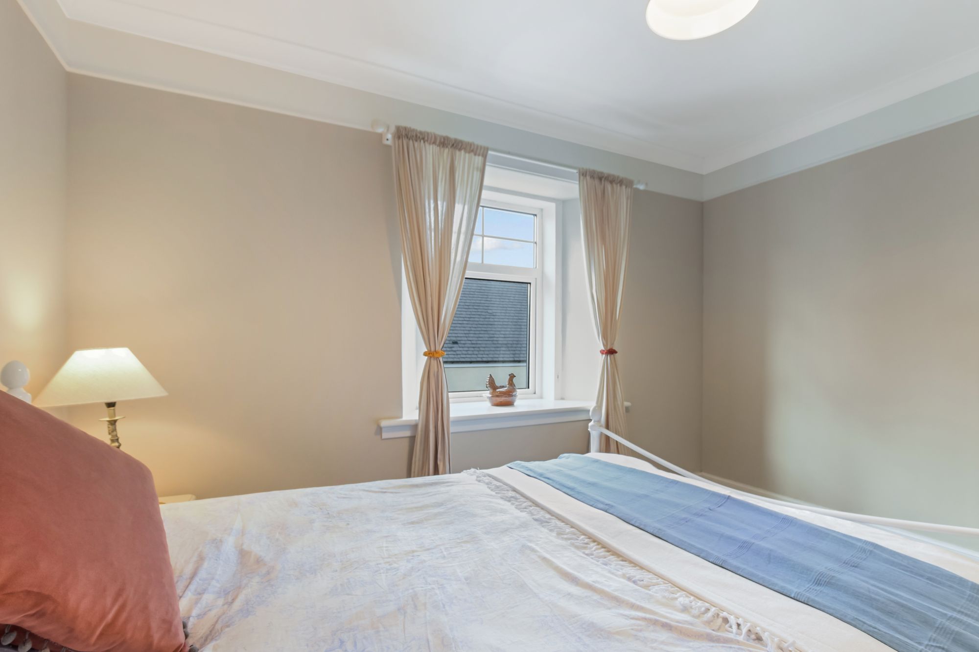 2 bed flat for sale in Stirling Street, Blackford, PH4 18