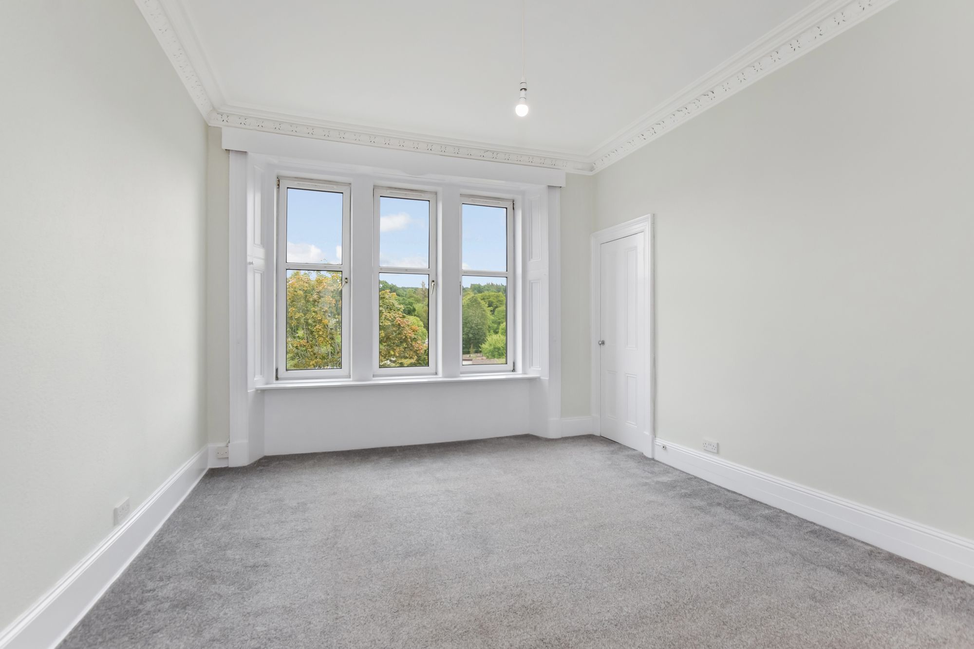 2 bed flat for sale in Springfield Terrace, Dunblane  - Property Image 2