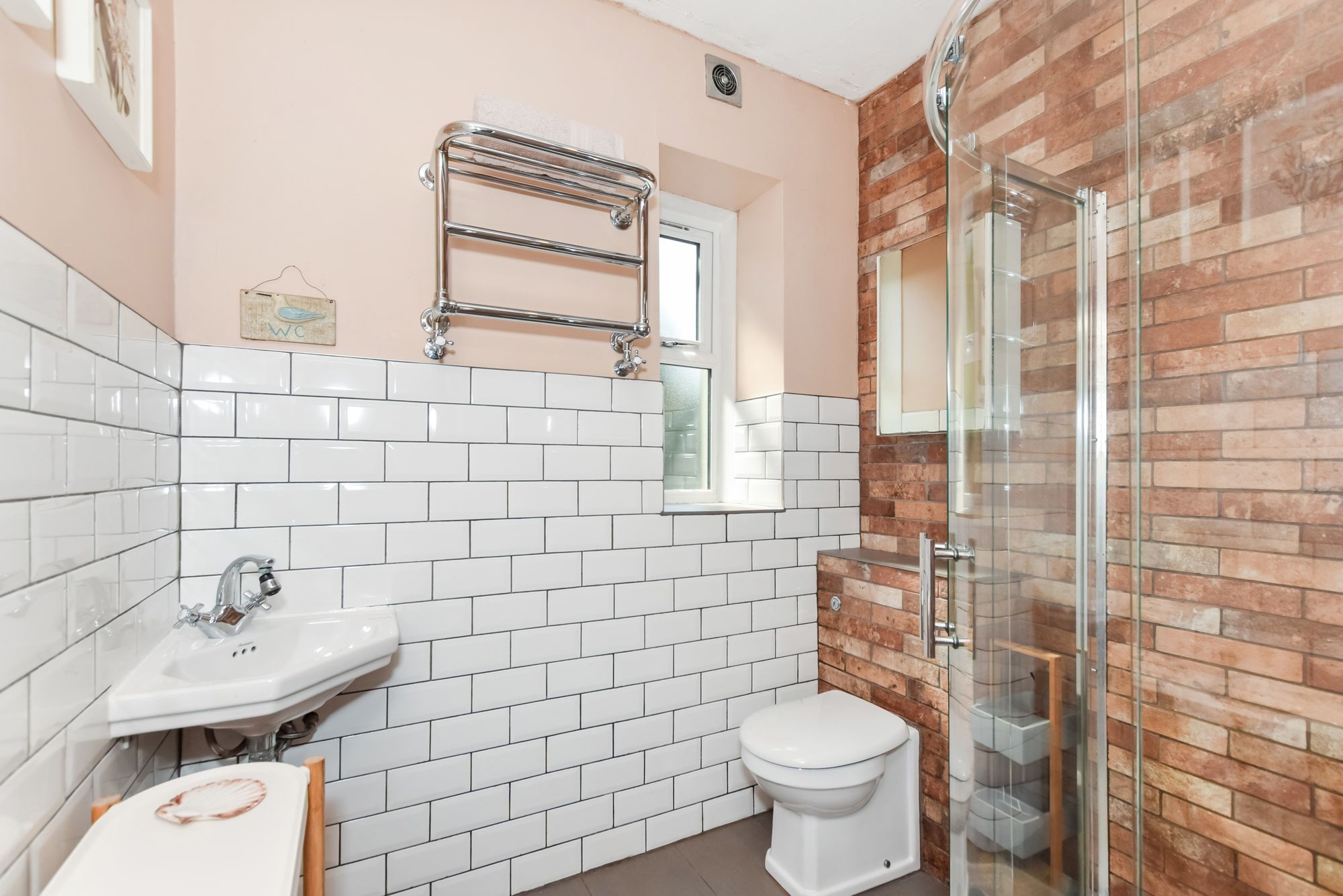 2 bed ground floor flat for sale in The Square, Ashfield, FK15  - Property Image 16