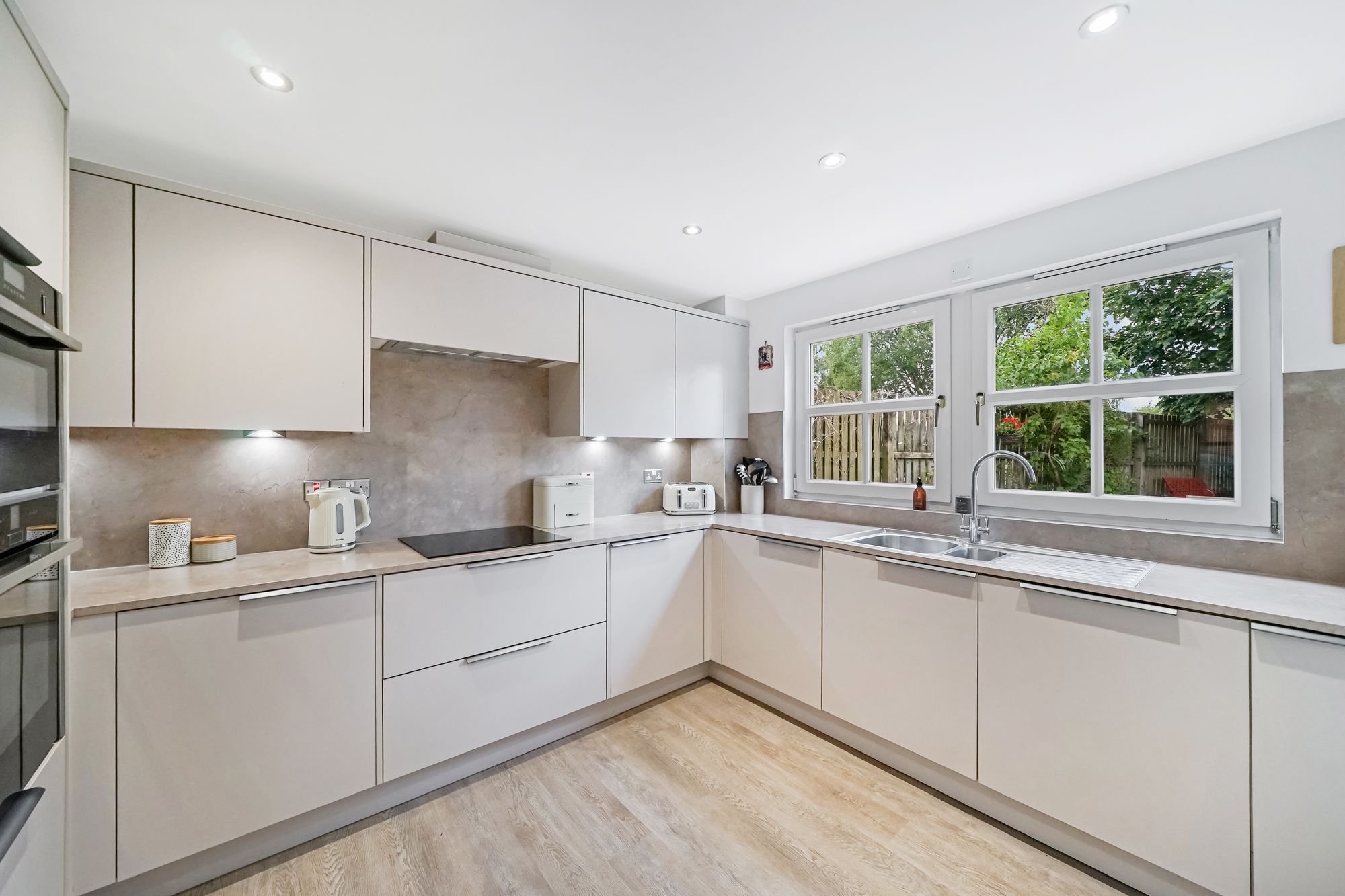 4 bed detached house for sale in Ramsay Drive, Dunblane, FK15  - Property Image 2