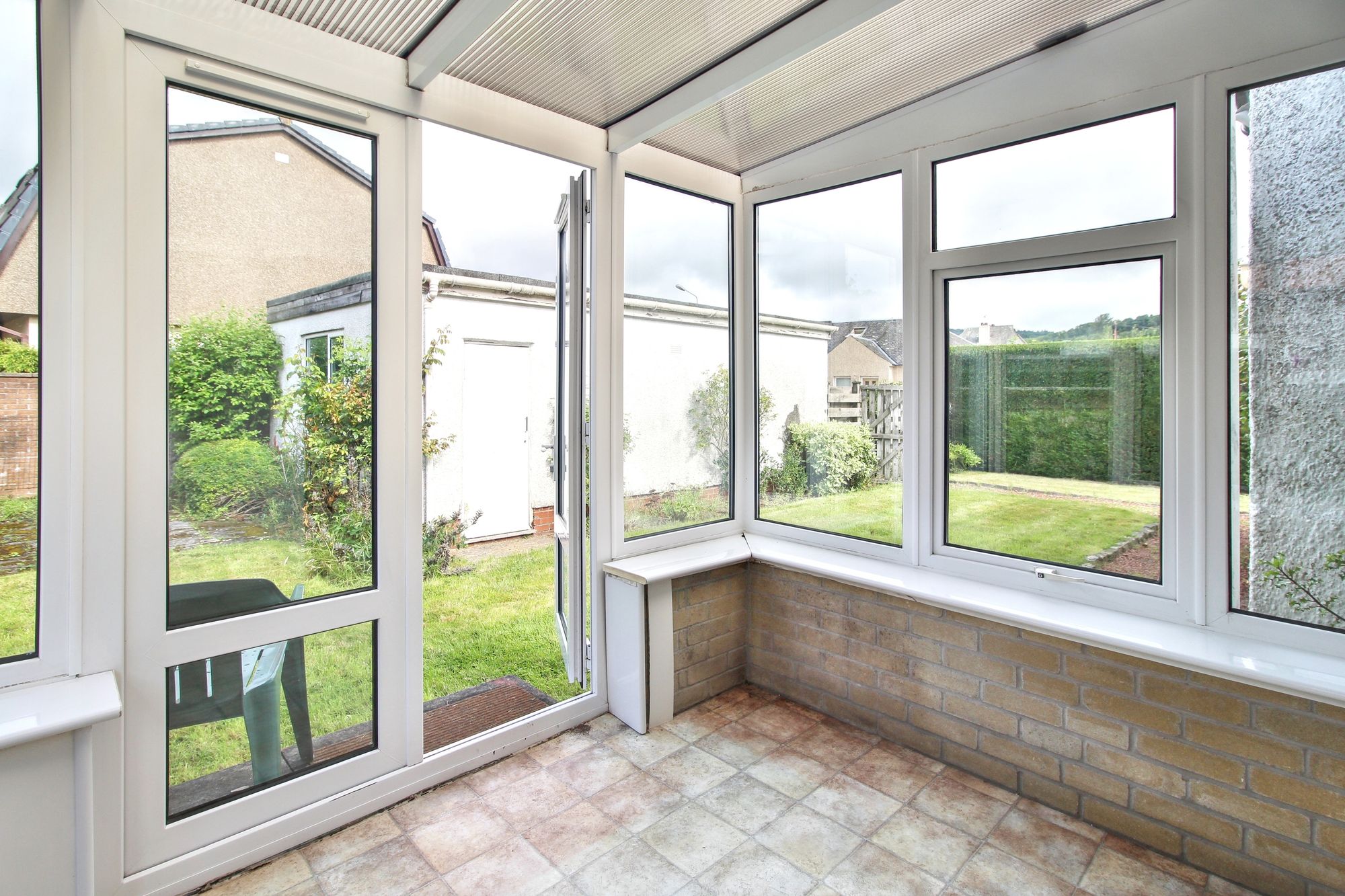 2 bed detached bungalow for sale in Dunster Road, Stirling  - Property Image 12