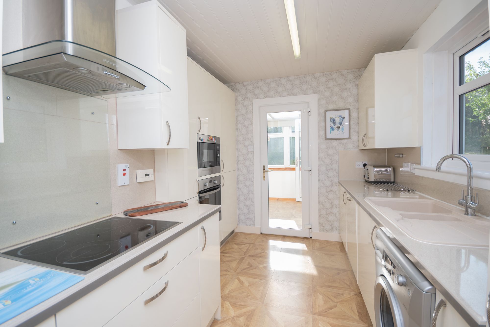 2 bed bungalow for sale in Lubnaig Drive, Callander  - Property Image 6